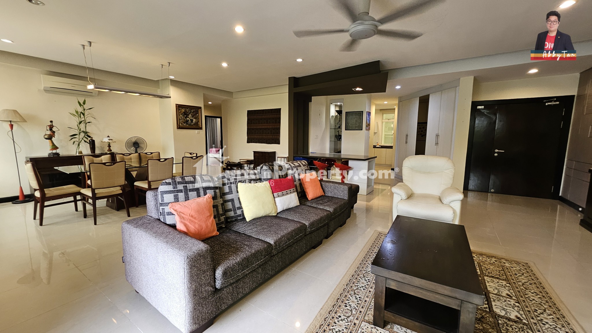 Condo For Sale at Hing Tower Luxury Condominium