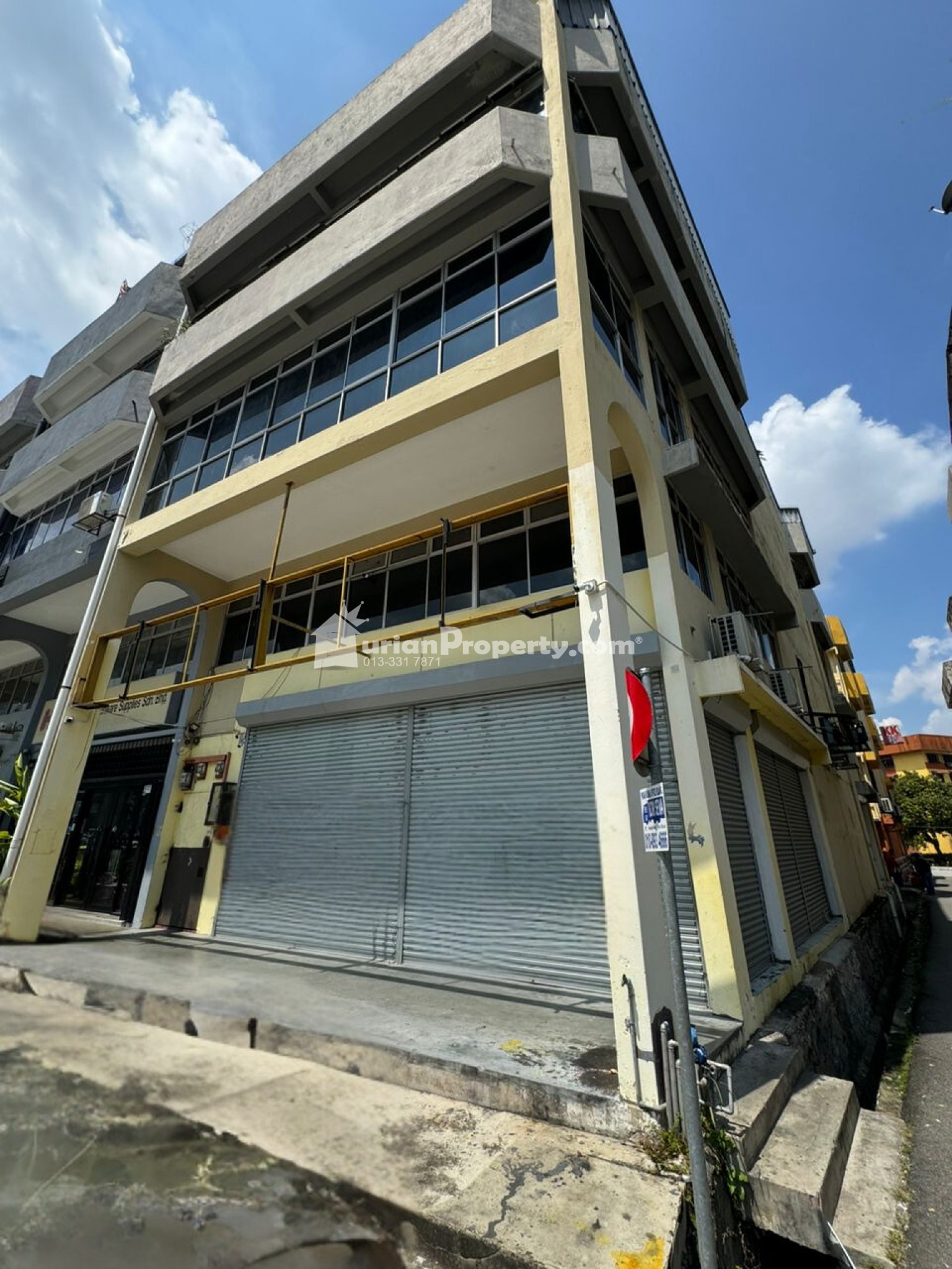 Shop For Rent at Taman Alam Jaya