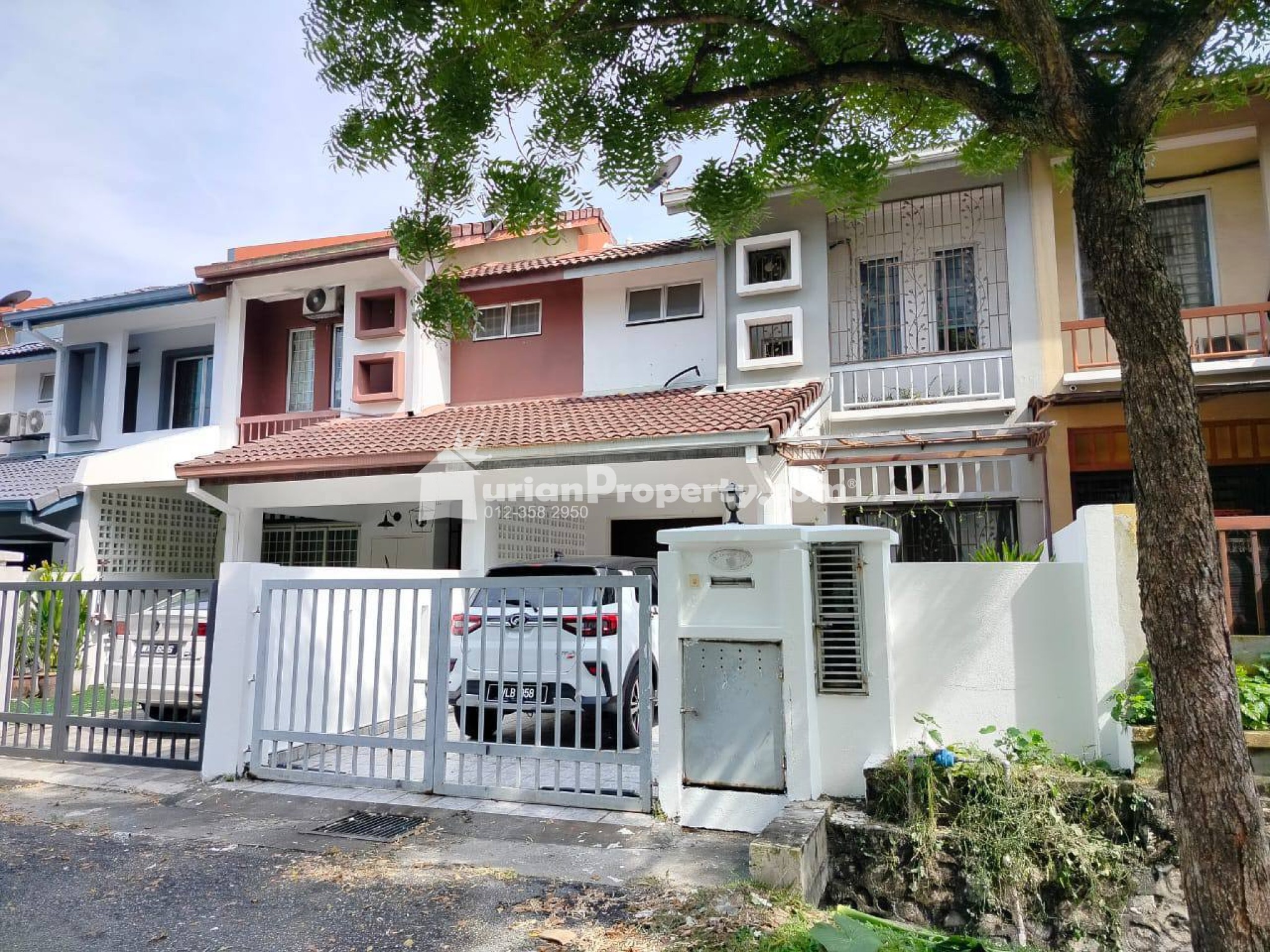 Terrace House For Sale at Taman Pinggiran Usj