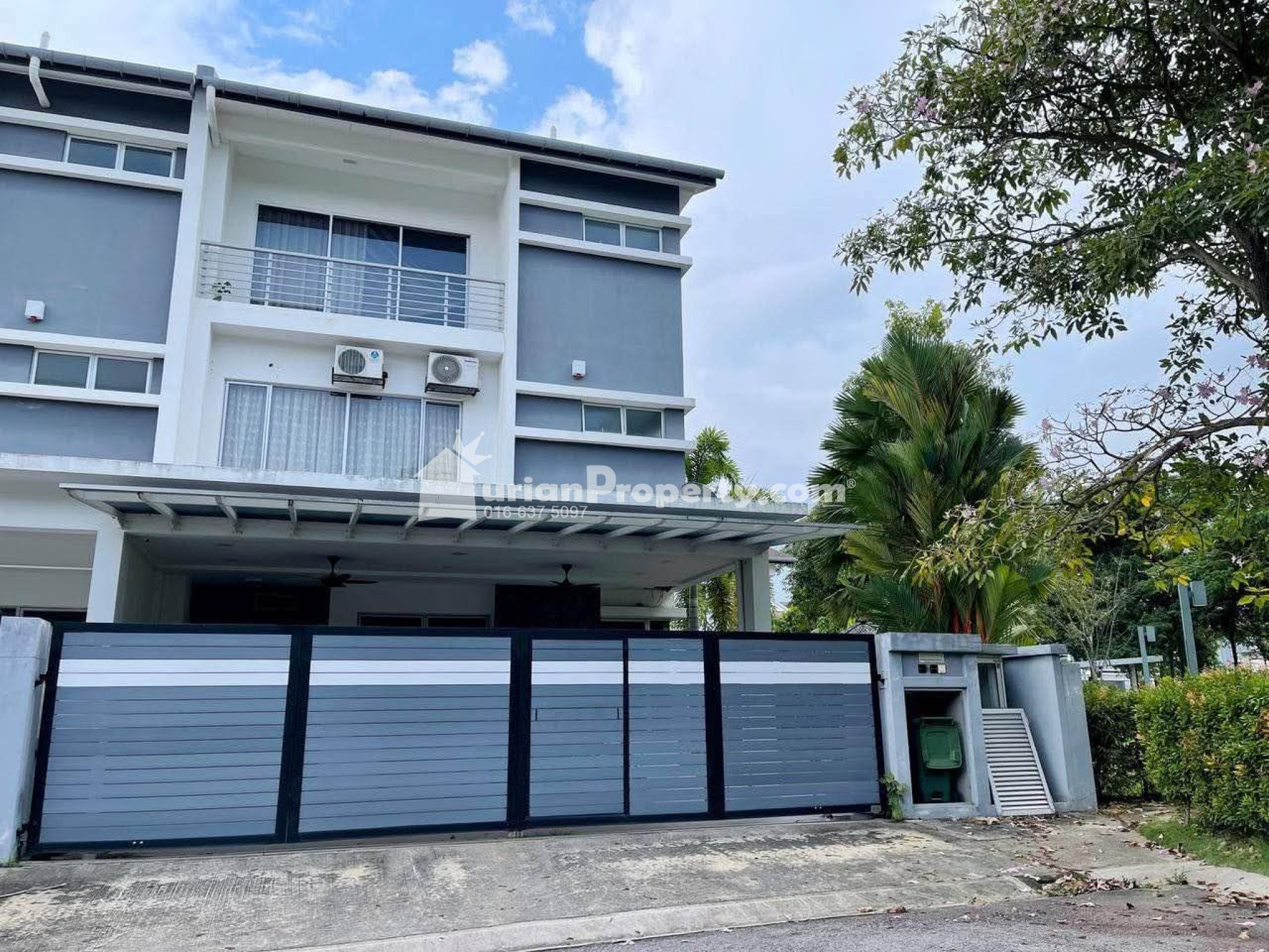 Terrace House For Sale at Fairfield Residences