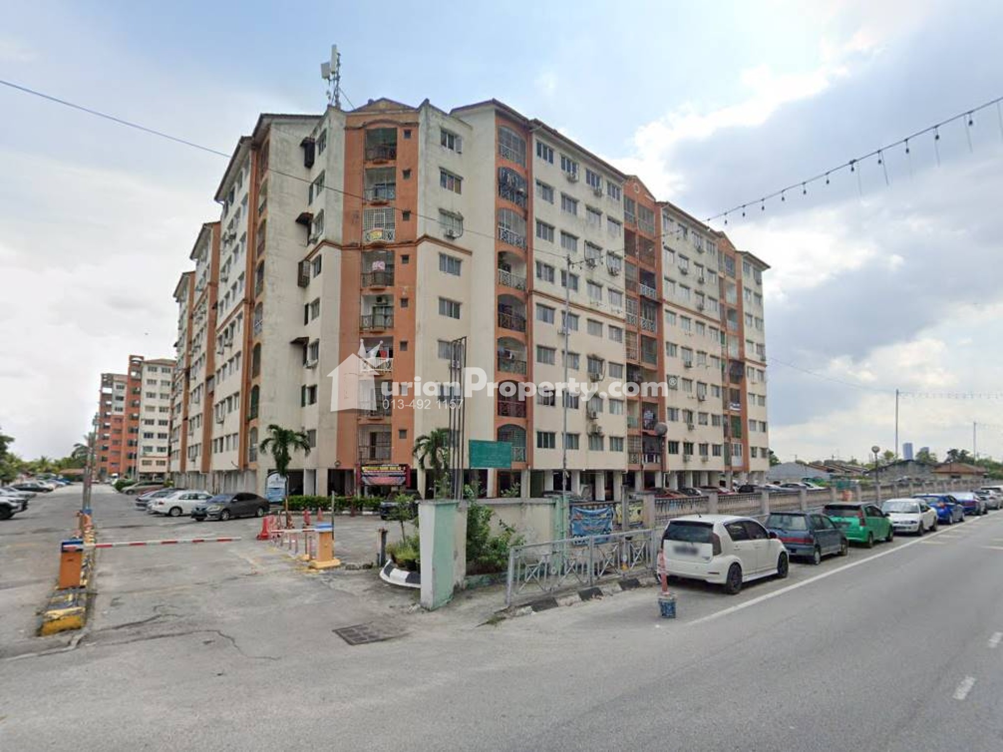 Apartment For Sale at Impian Sentosa