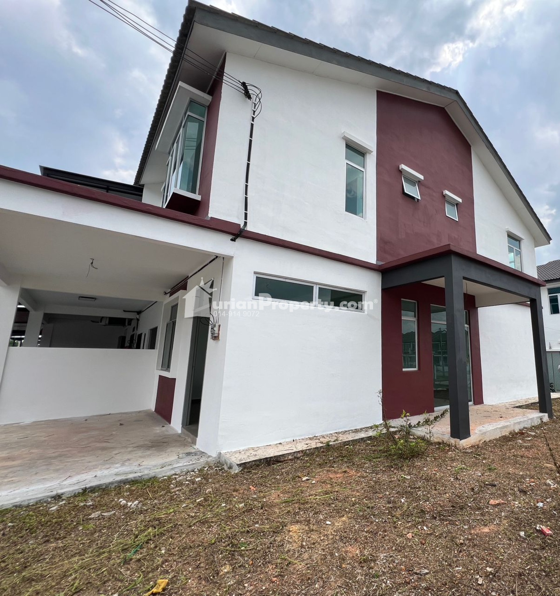 Terrace House For Sale at Kundang Jaya