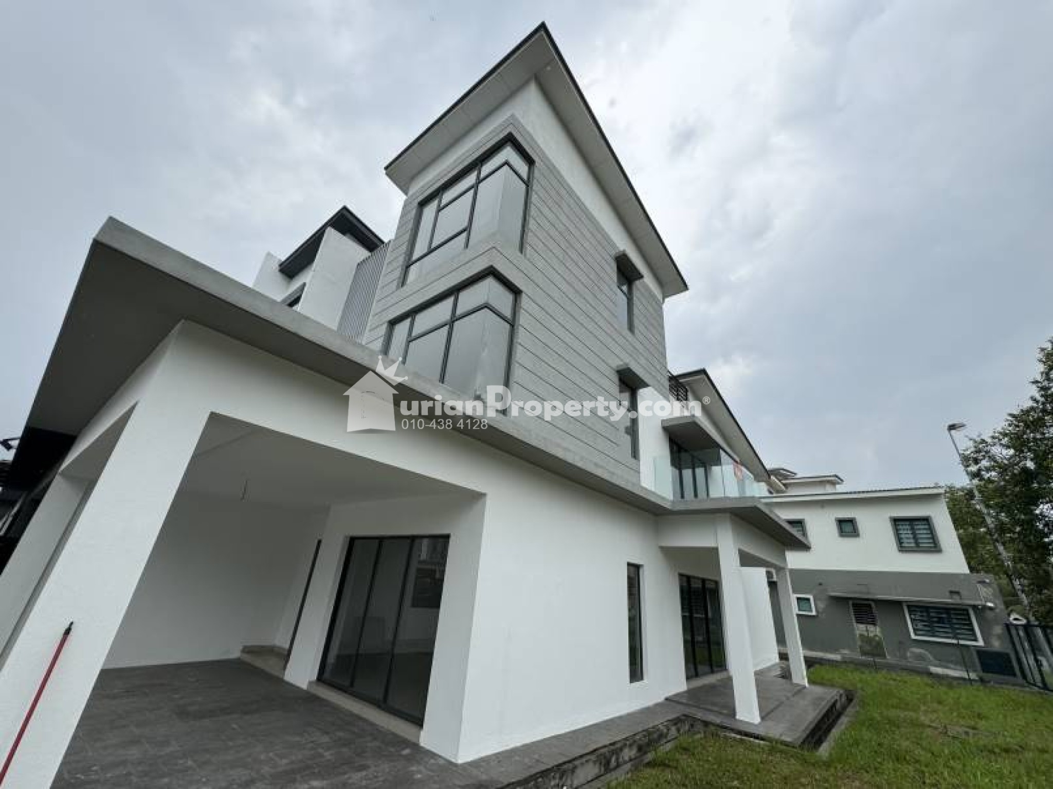 Terrace House For Sale at Bandar Bukit Raja