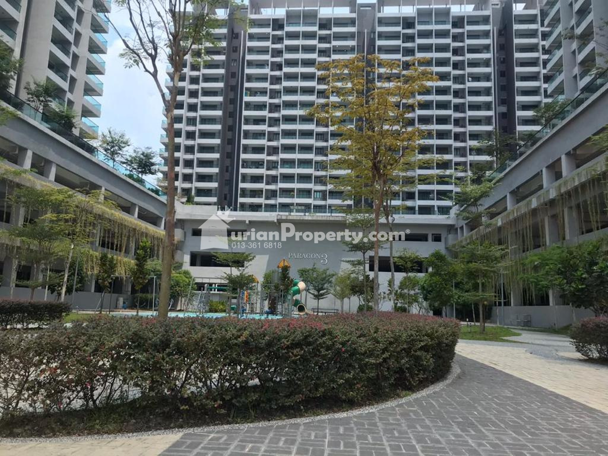 Condo For Sale at Paragon 3