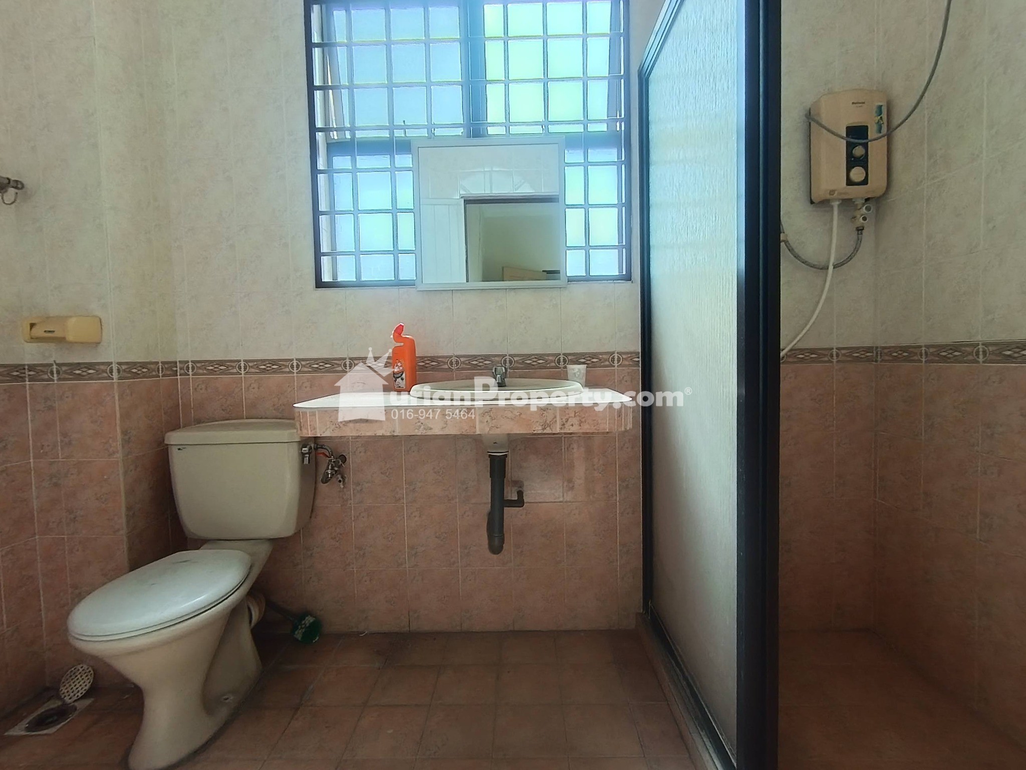 Terrace House For Sale at Hala Pengkalan Timur