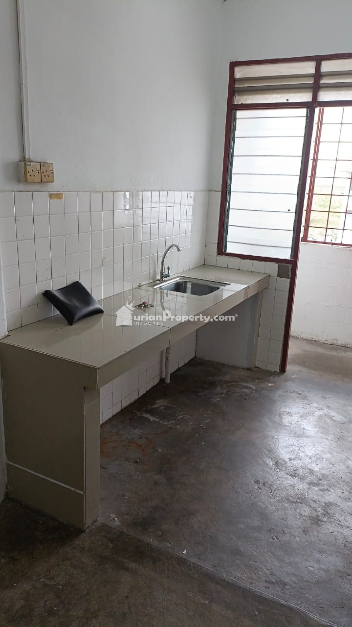 Flat For Rent at Taman Puchong Perdana