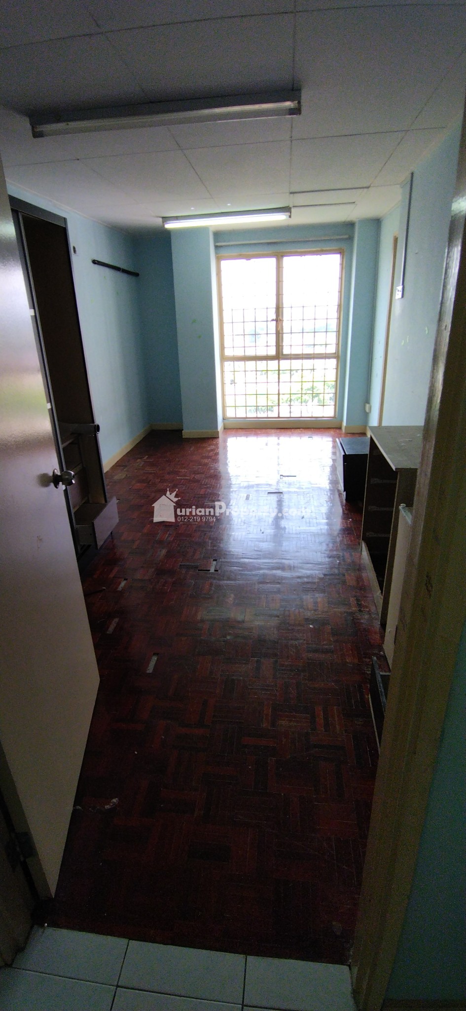 Condo For Sale at Ridzuan Condominium