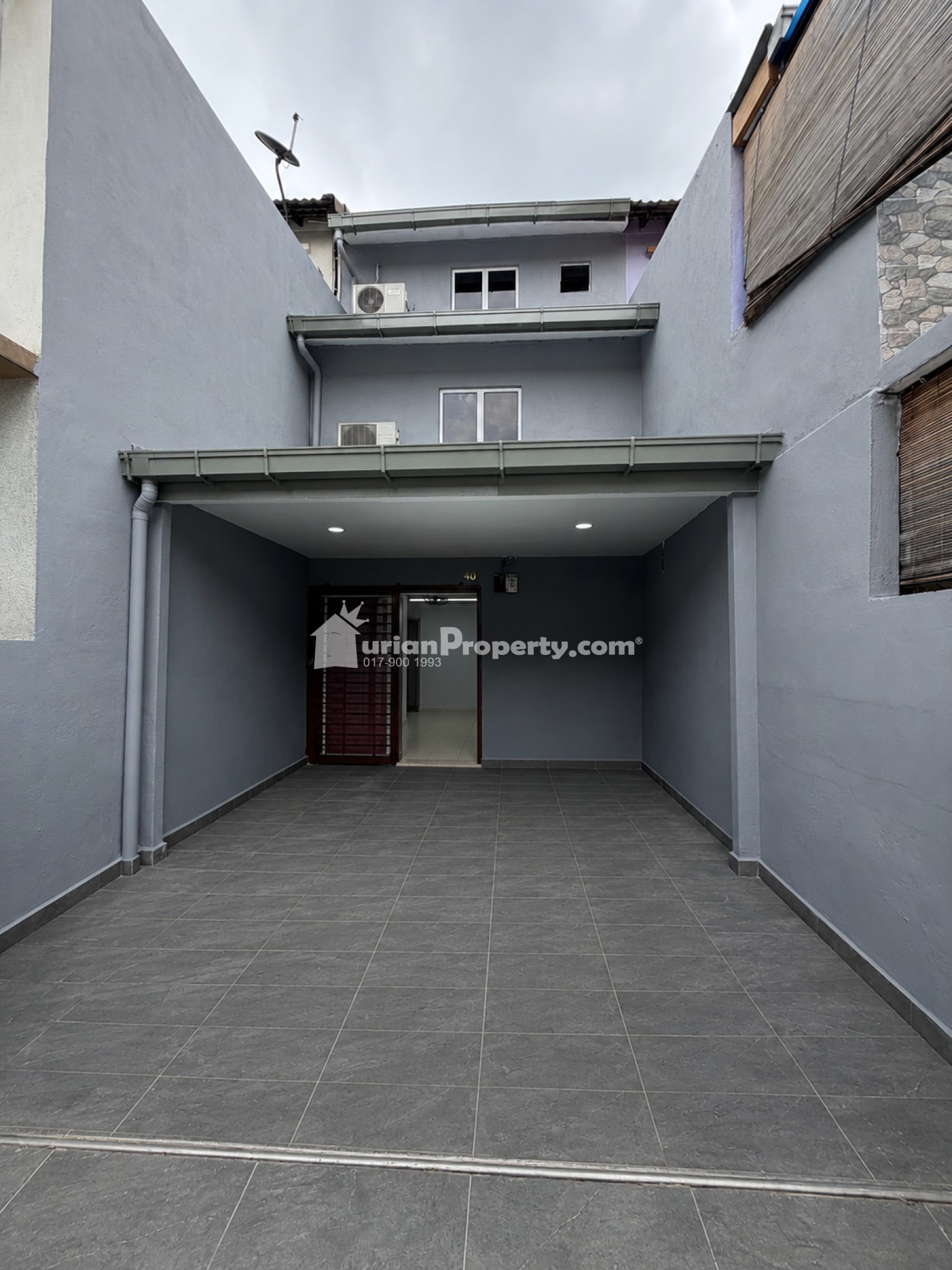 Terrace House For Rent at Taman Sri Sinar