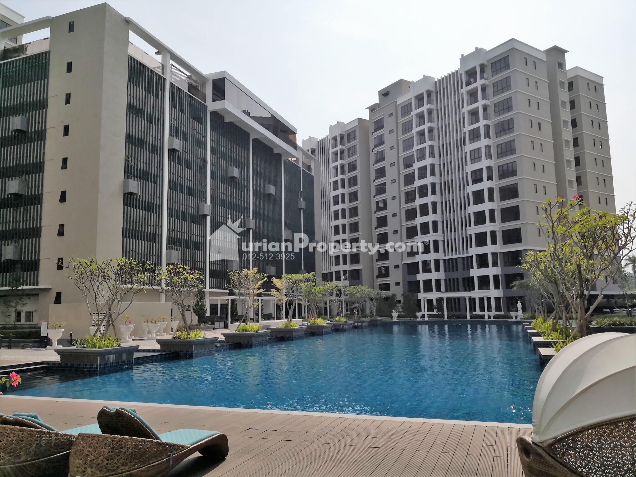 Condo For Sale at Upper East @ Tiger Lane