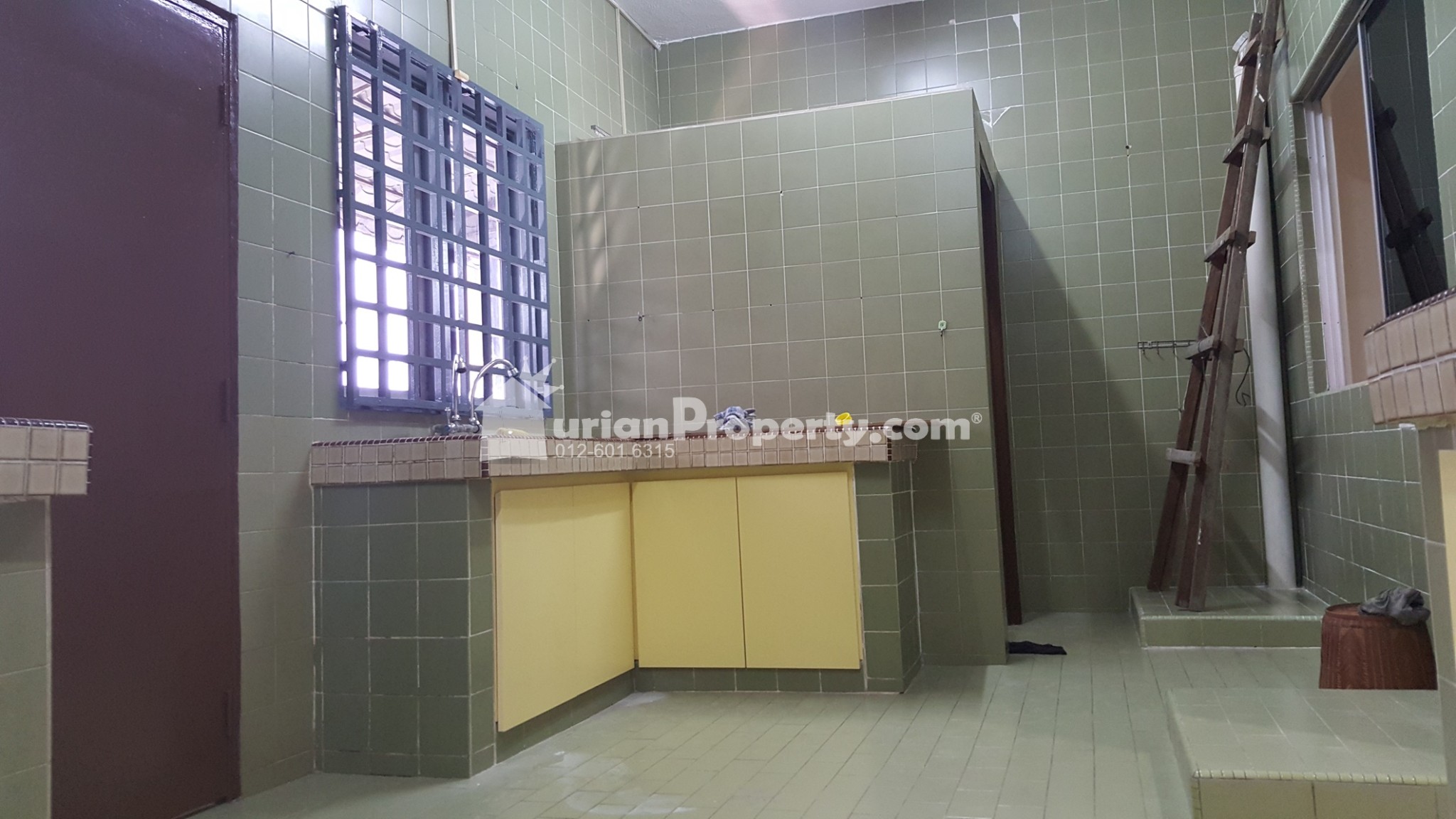 Terrace House For Rent at Taman Desa Jaya