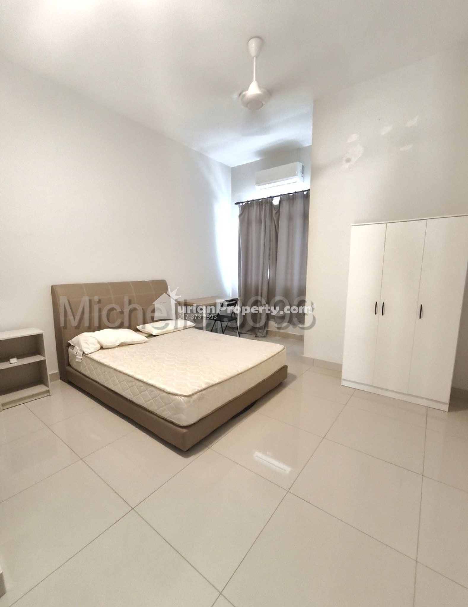Terrace House For Rent at Perennia