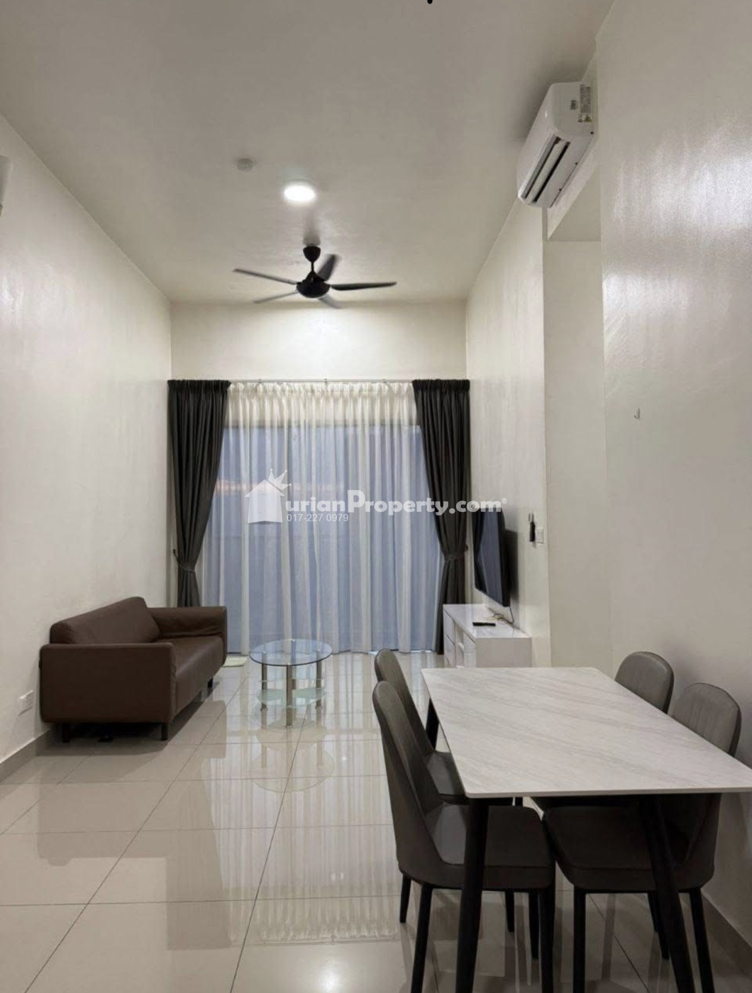 Condo For Rent at 2 Hampshire