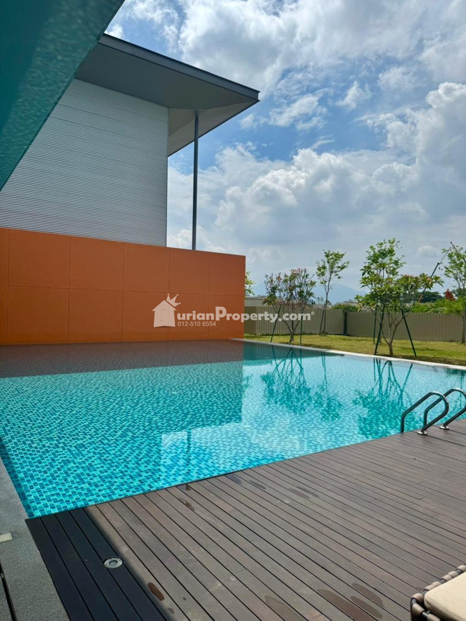 Terrace House For Sale at Taman Bercham Baru