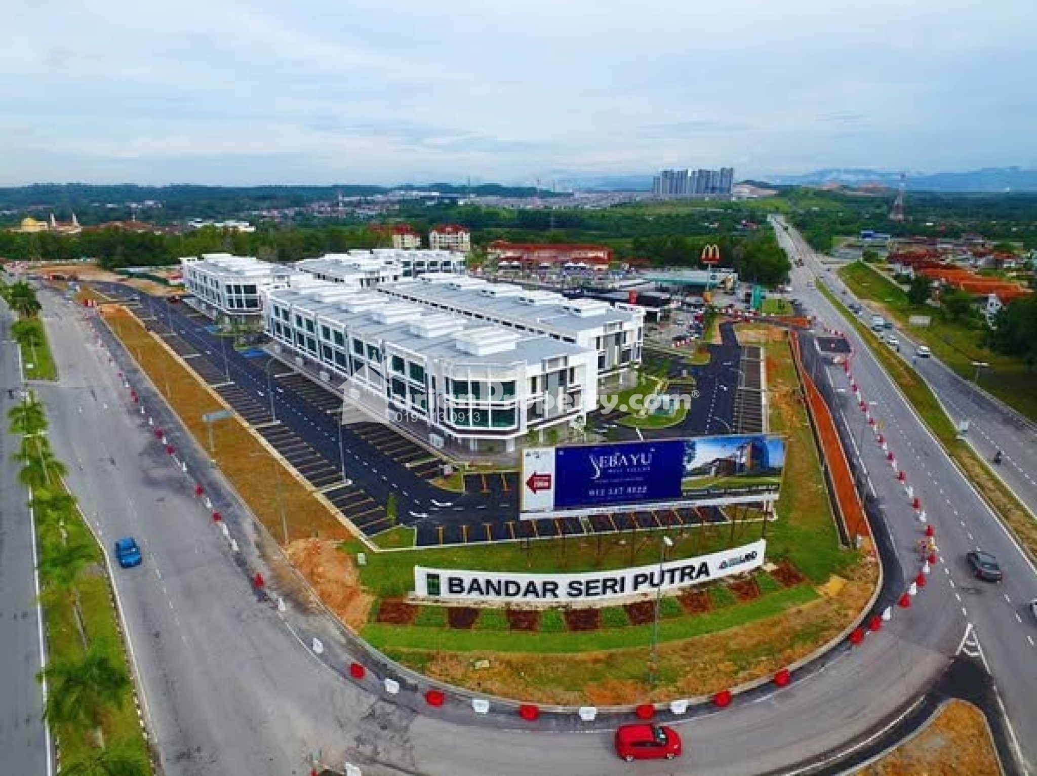 Shop For Rent at Putra 1 @ Bandar Seri Putra Bangi/ Kajang