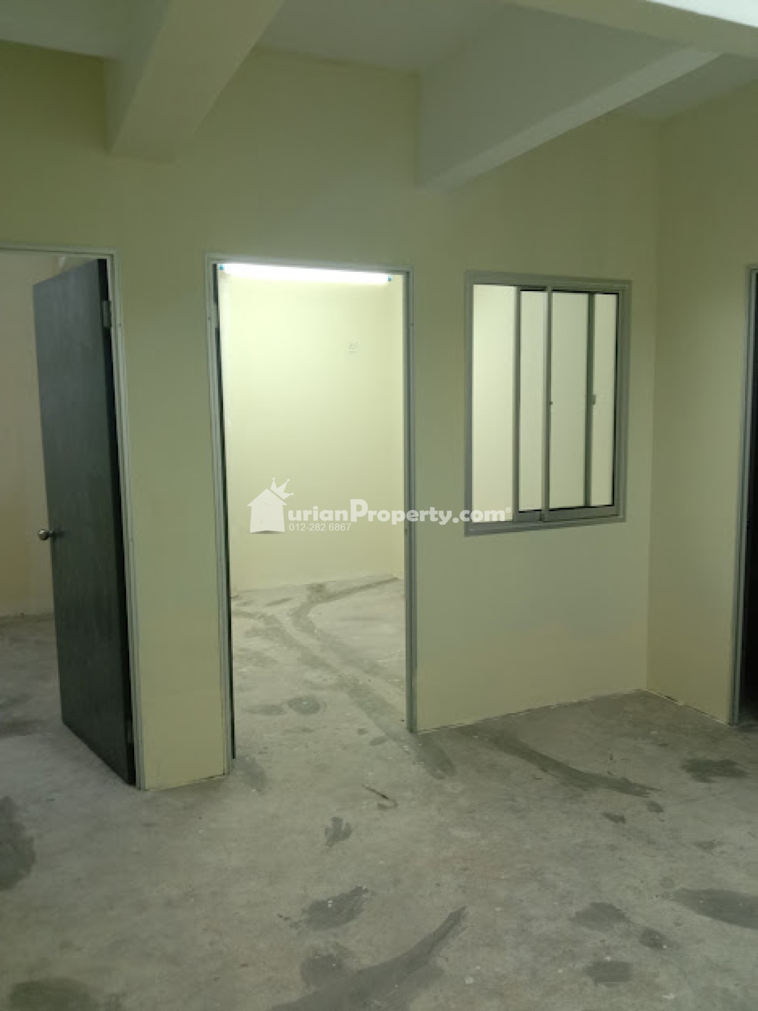 Shop Apartment For Rent at Taman Sentosa