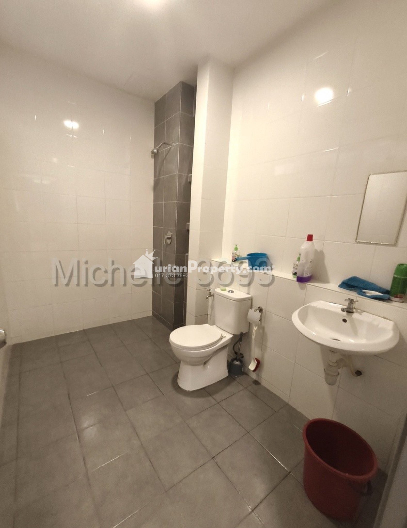Terrace House For Rent at Perennia