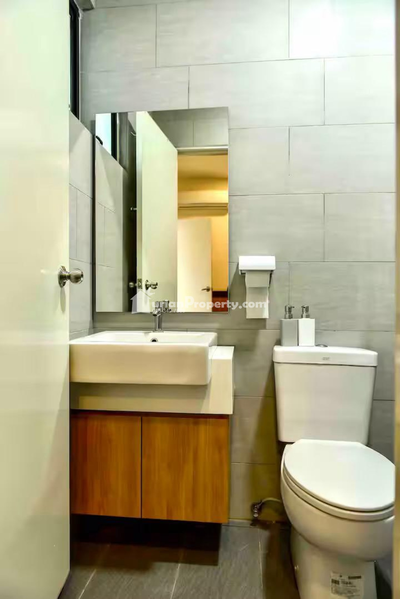 Serviced Residence For Rent at Emporium