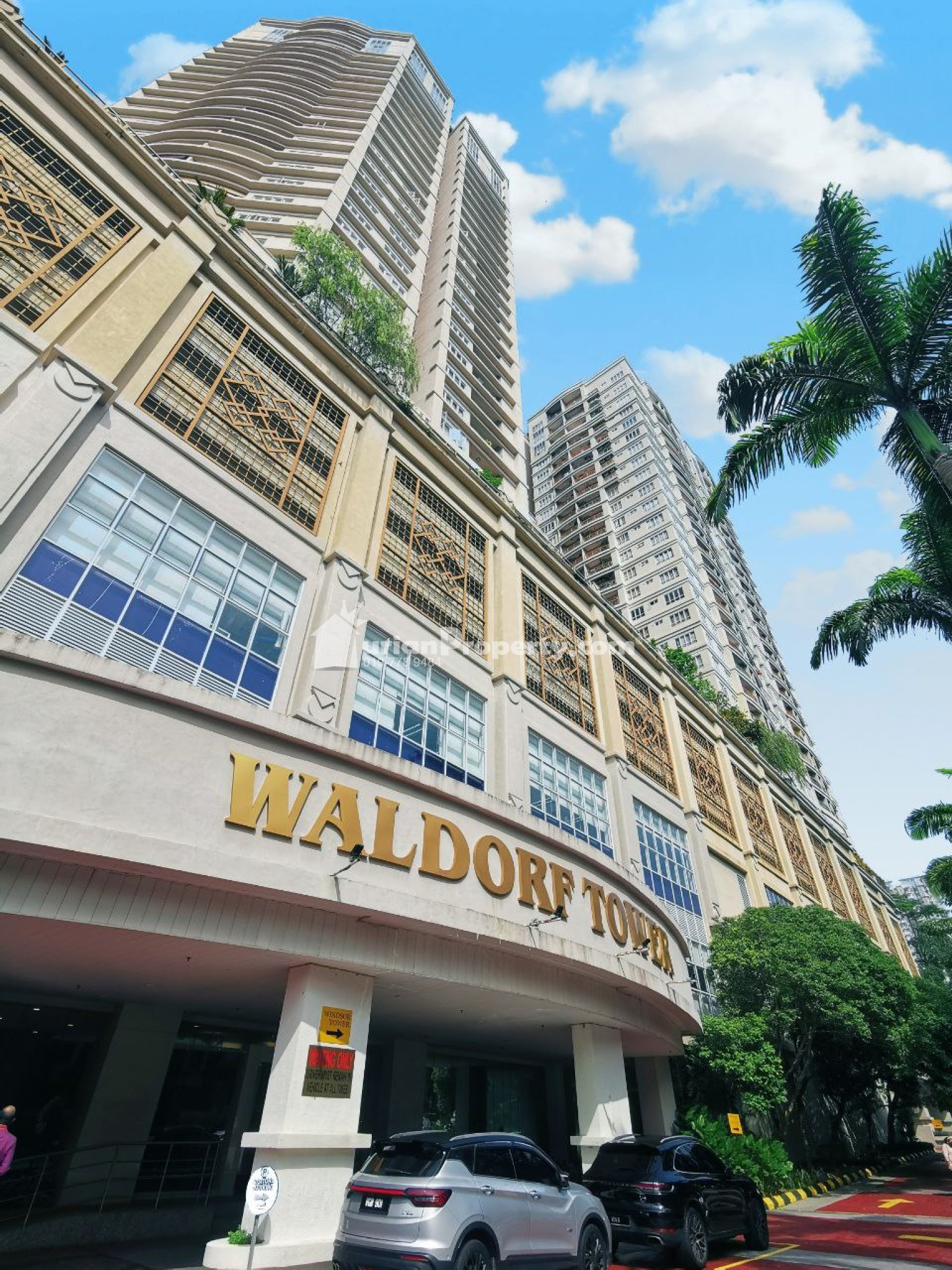 Condo For Rent at Waldorf Tower