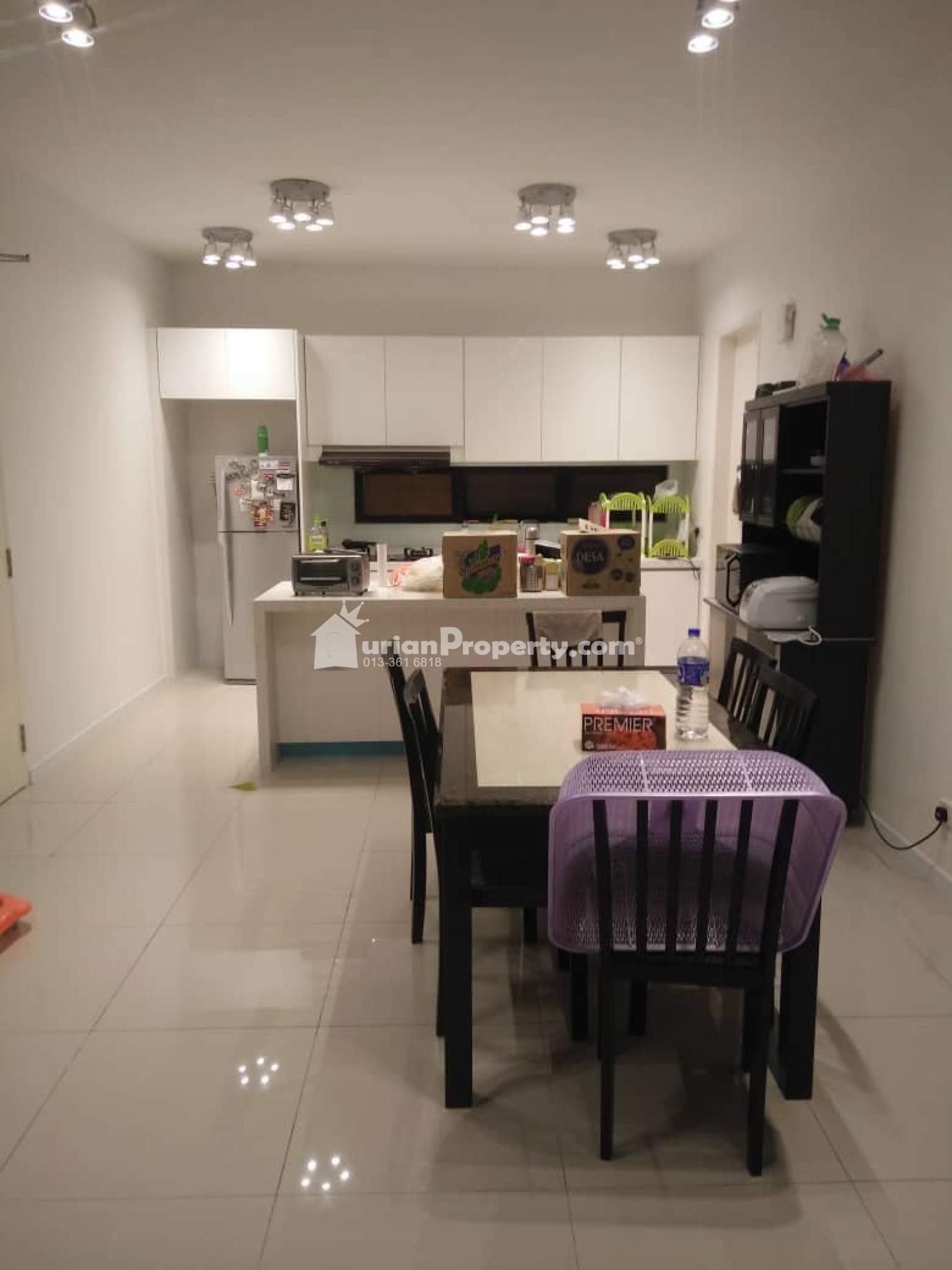 Condo For Sale at Paragon 3