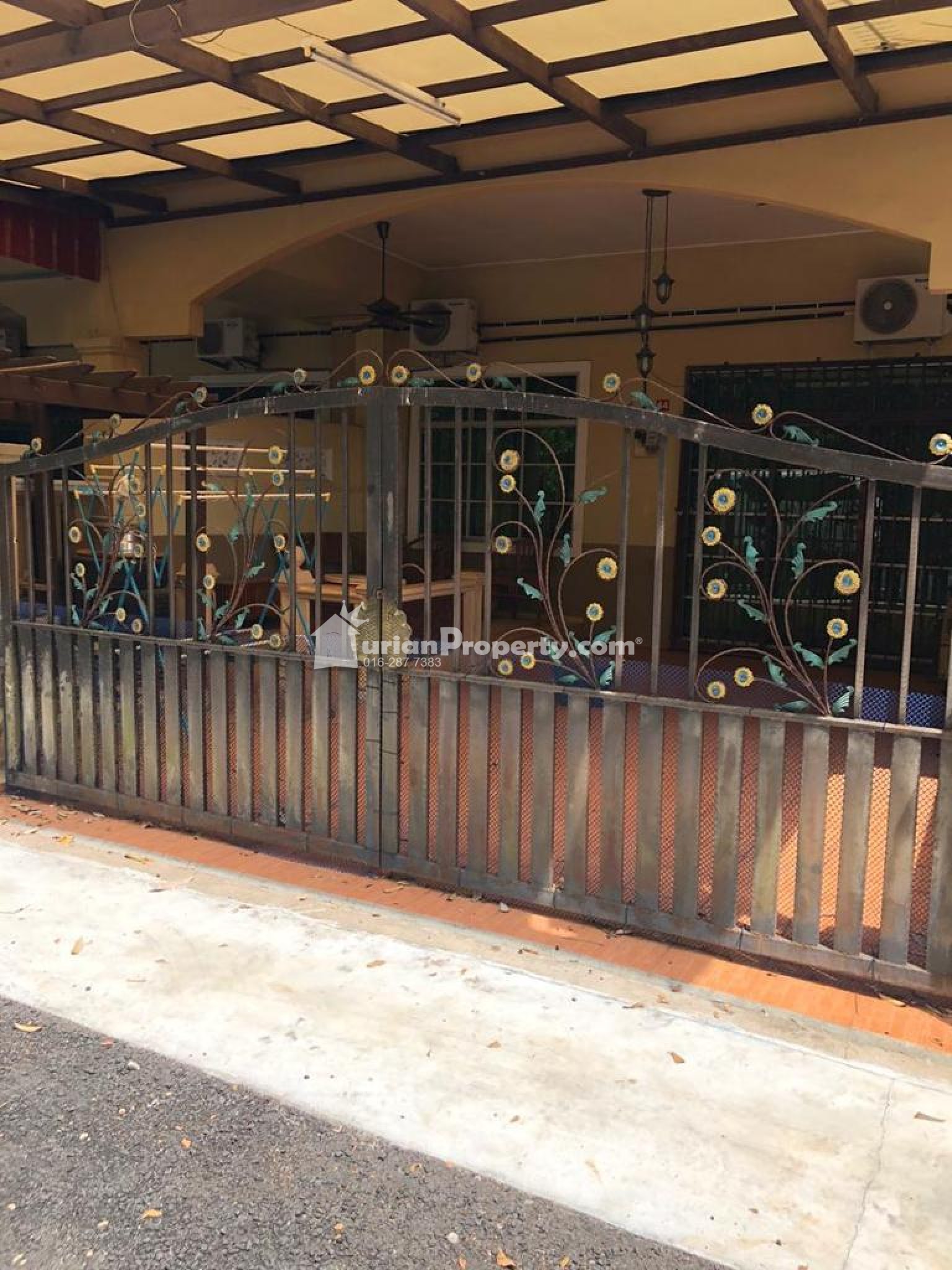 Bungalow House For Sale at Muar