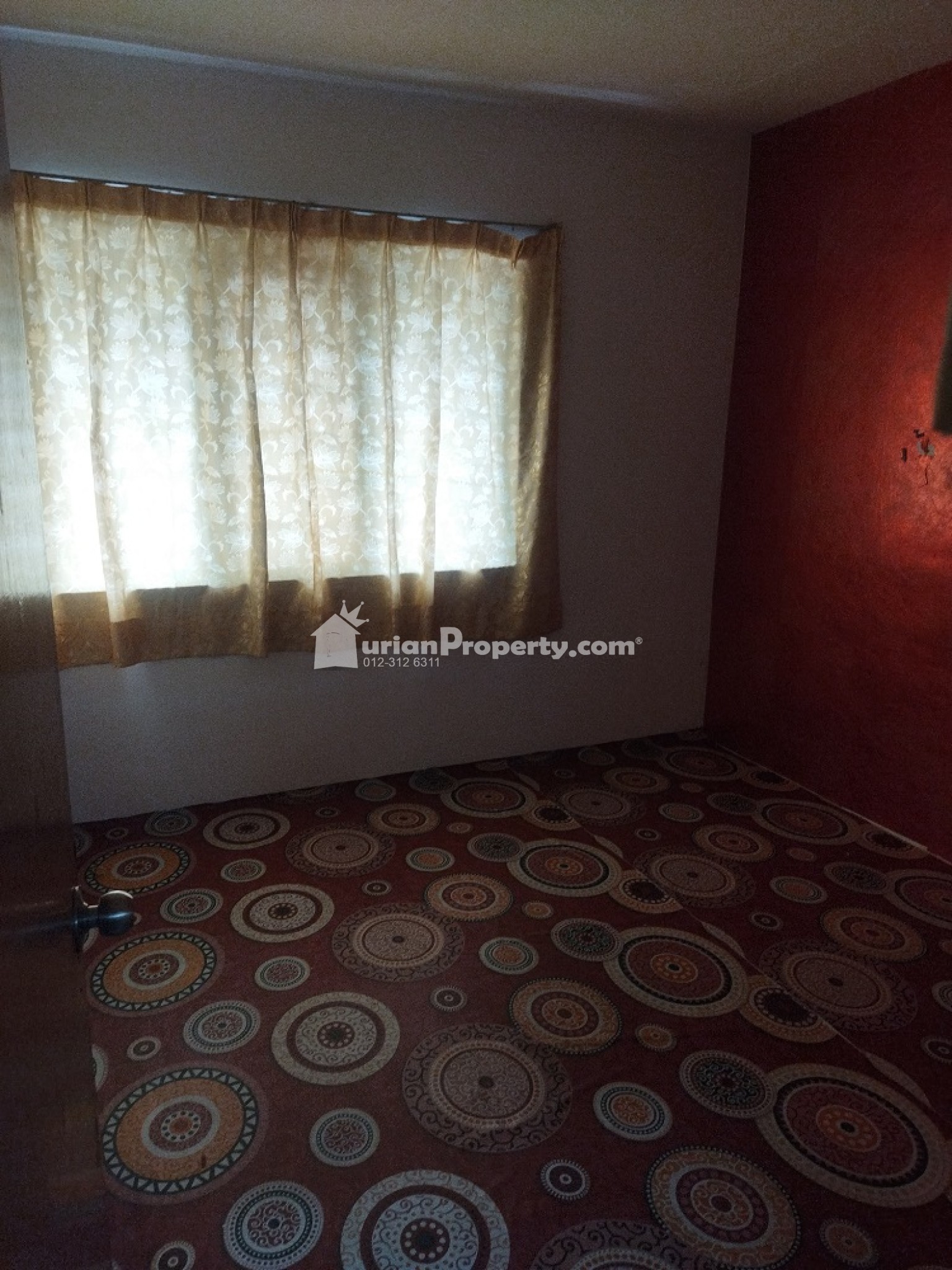 Flat For Rent at Taman Cahaya Indah