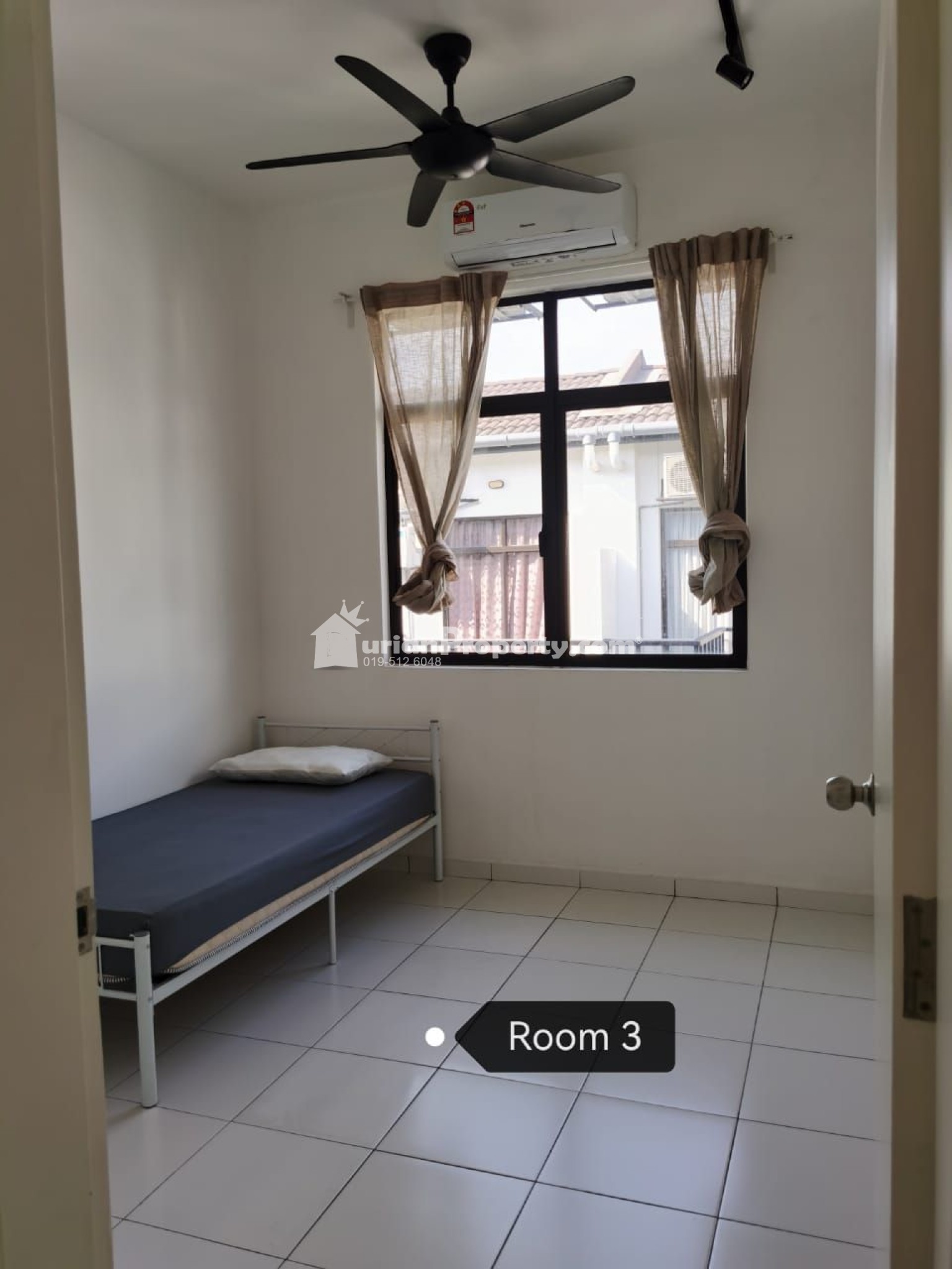 Terrace House For Rent at Graham Garden