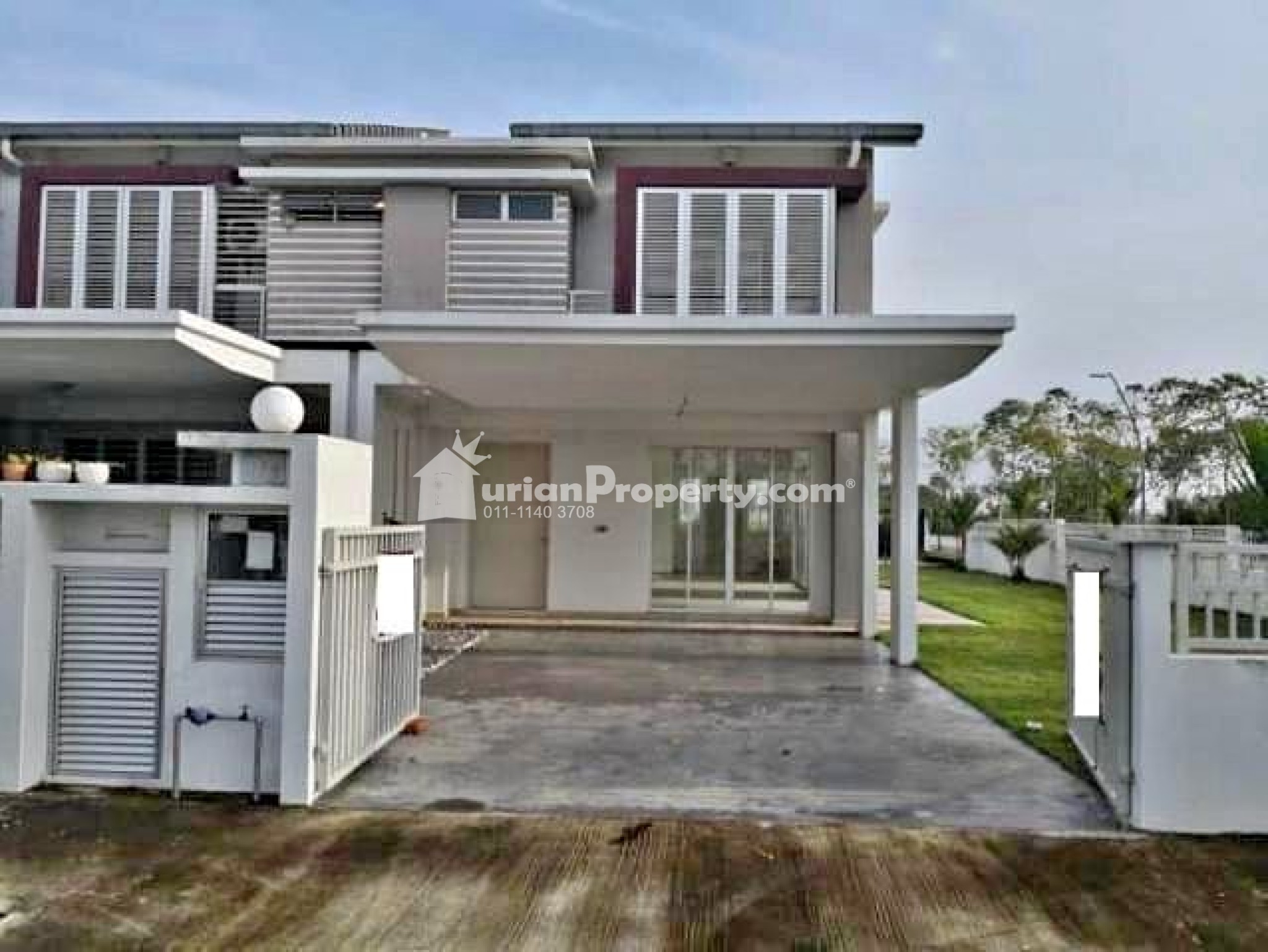 Terrace House For Sale at Puteri 11