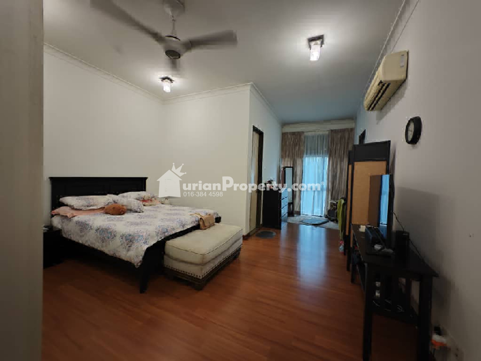 Terrace House For Sale at USJ Heights