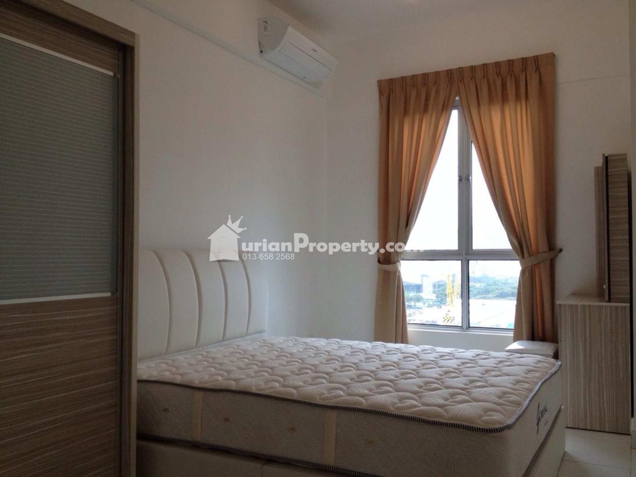 Condo For Rent at Elit Heights