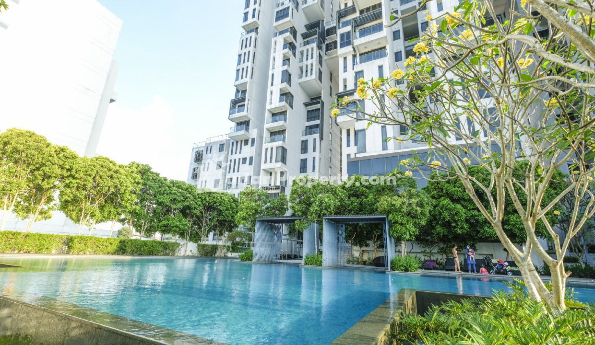 Condo For Auction at Icon Residence