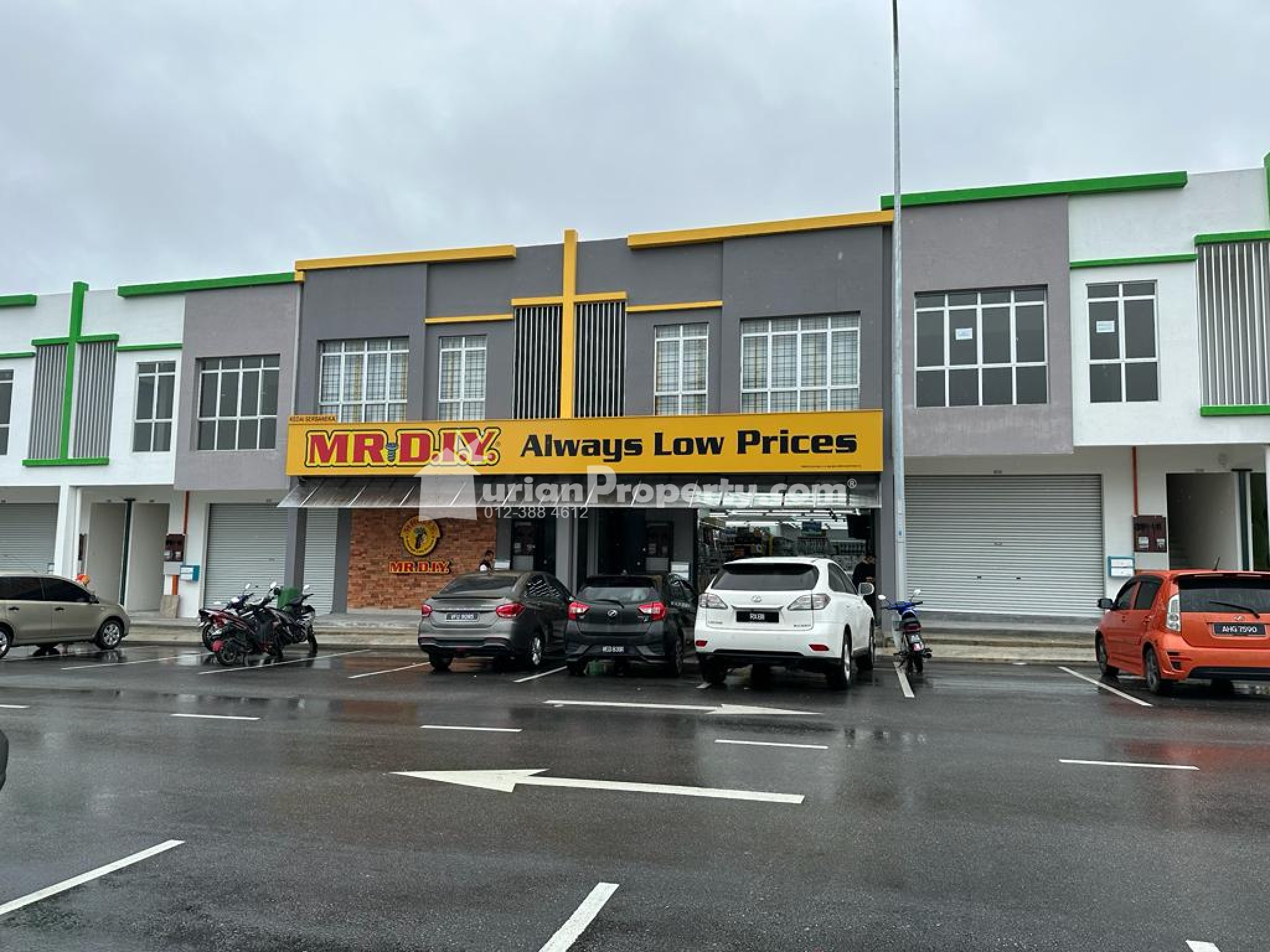 Shop For Rent at Anugerah Suria