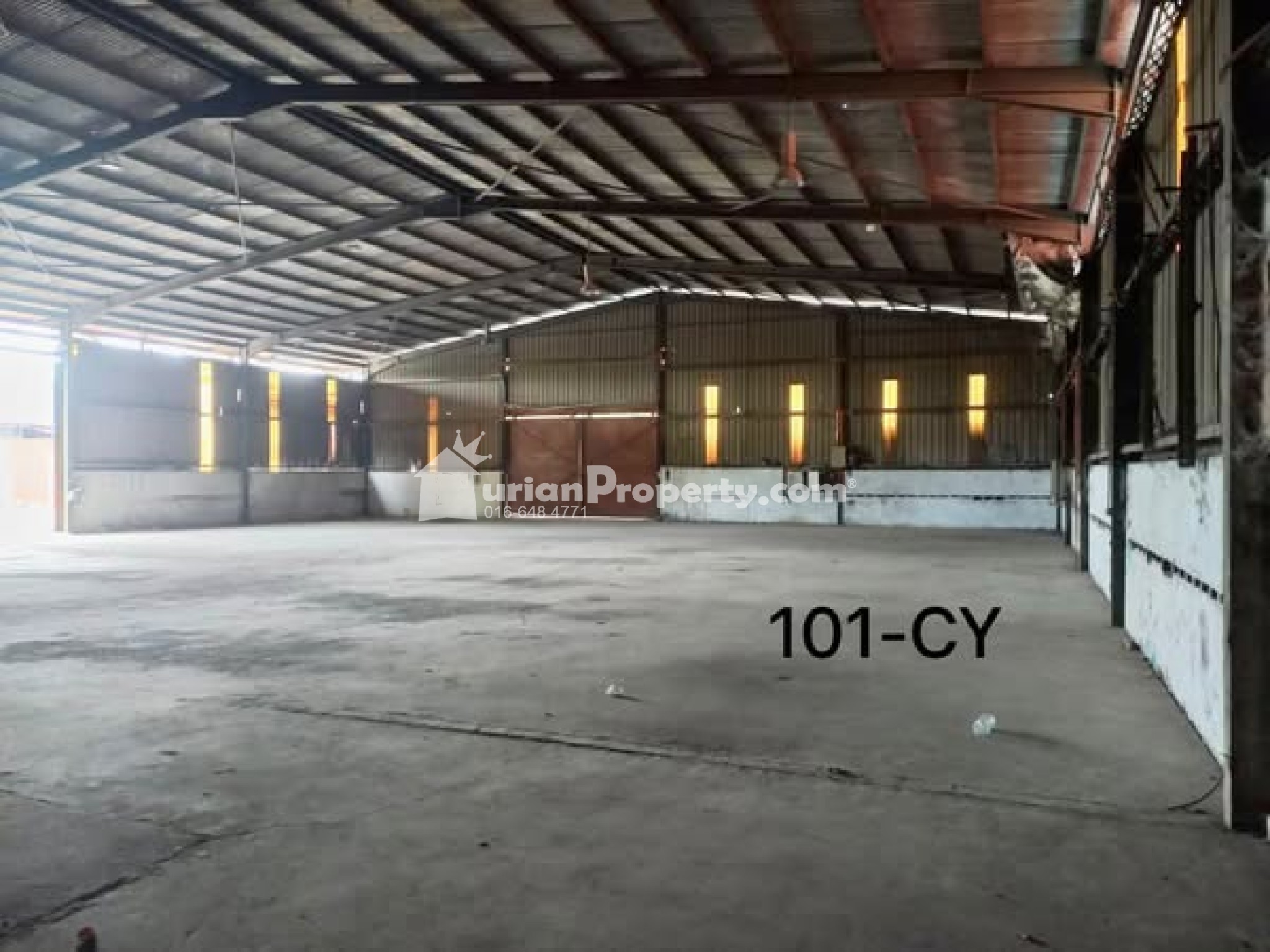 Detached Warehouse For Rent at Kampung Jawa