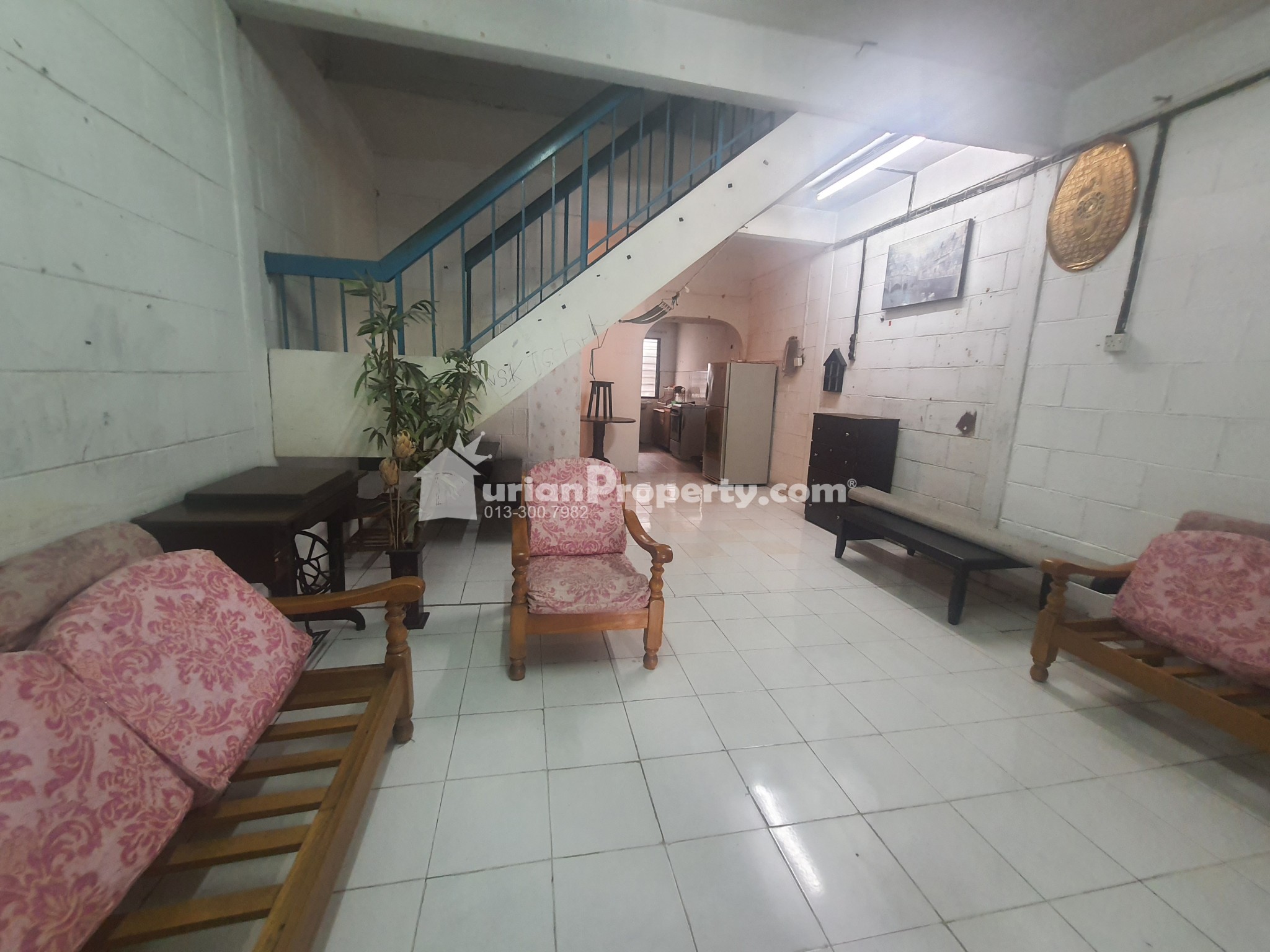 Terrace House For Sale at Gunung Rapat