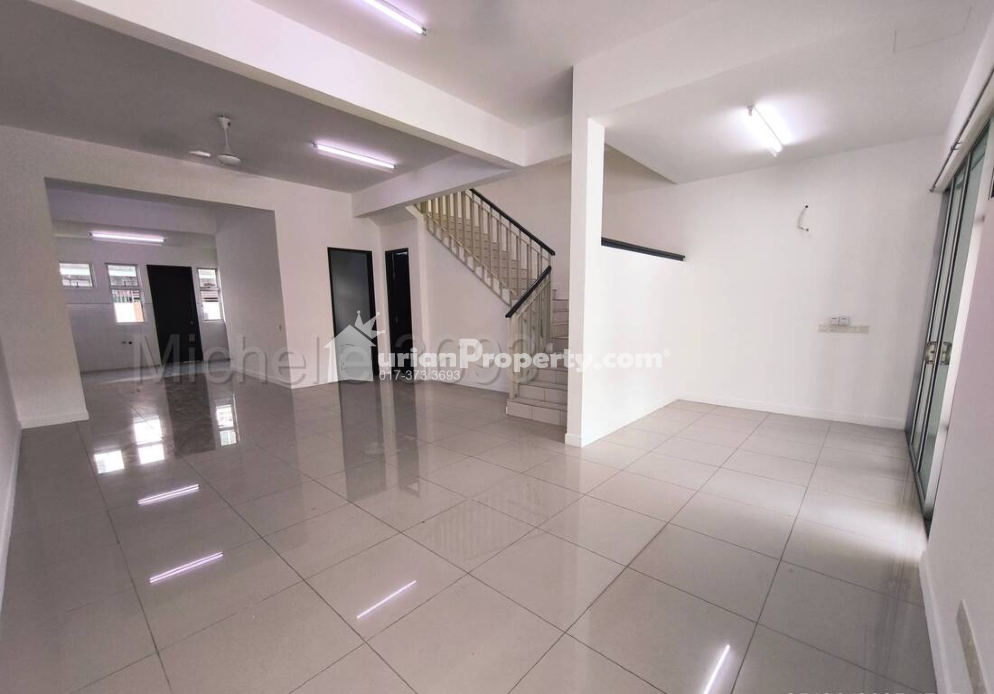 Terrace House For Sale at Chimes