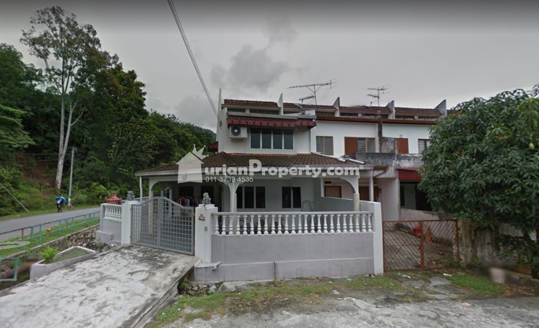 Terrace House For Sale at Taman Sri Kampar