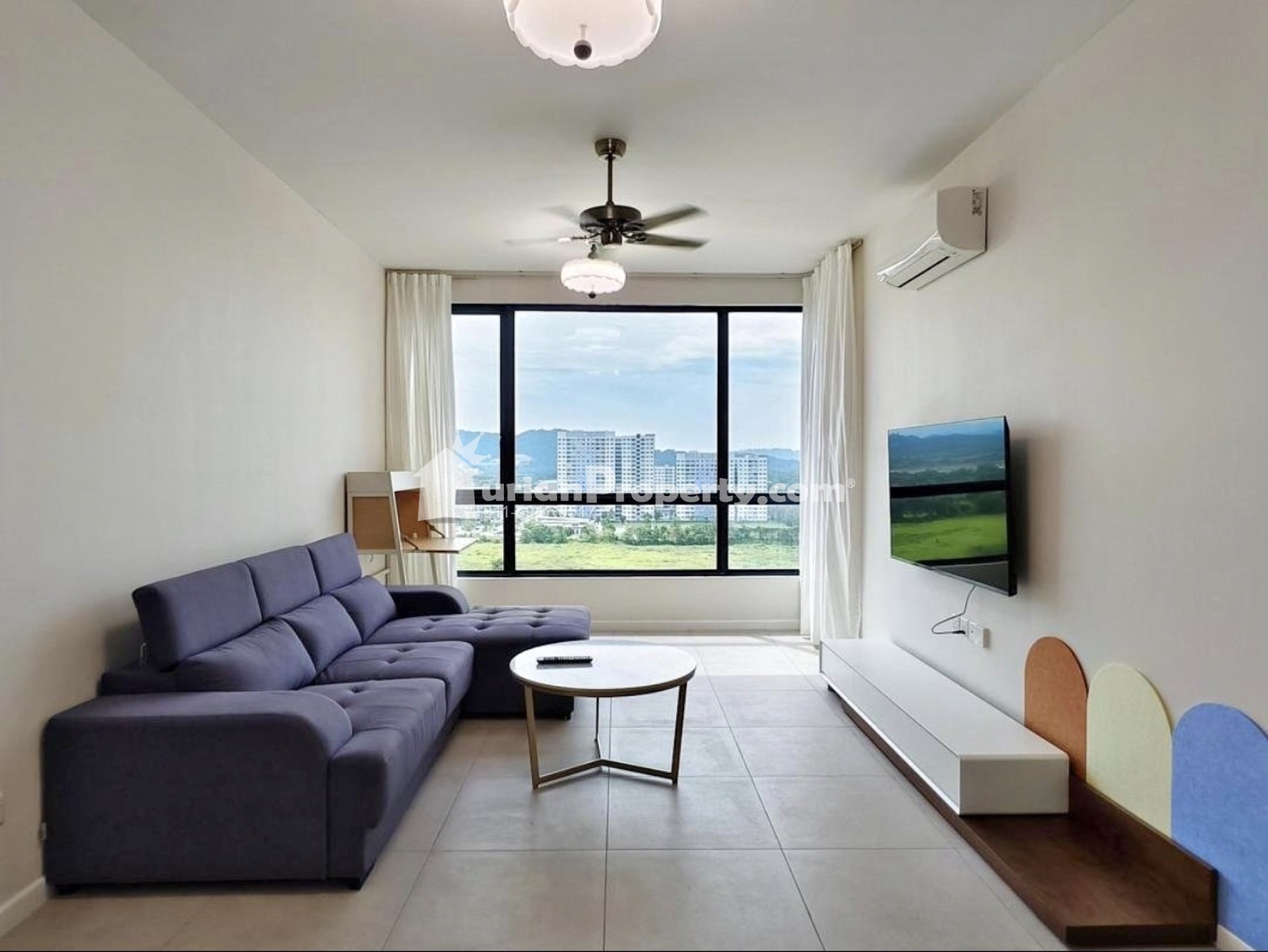Condo Room for Rent at Twin Towers