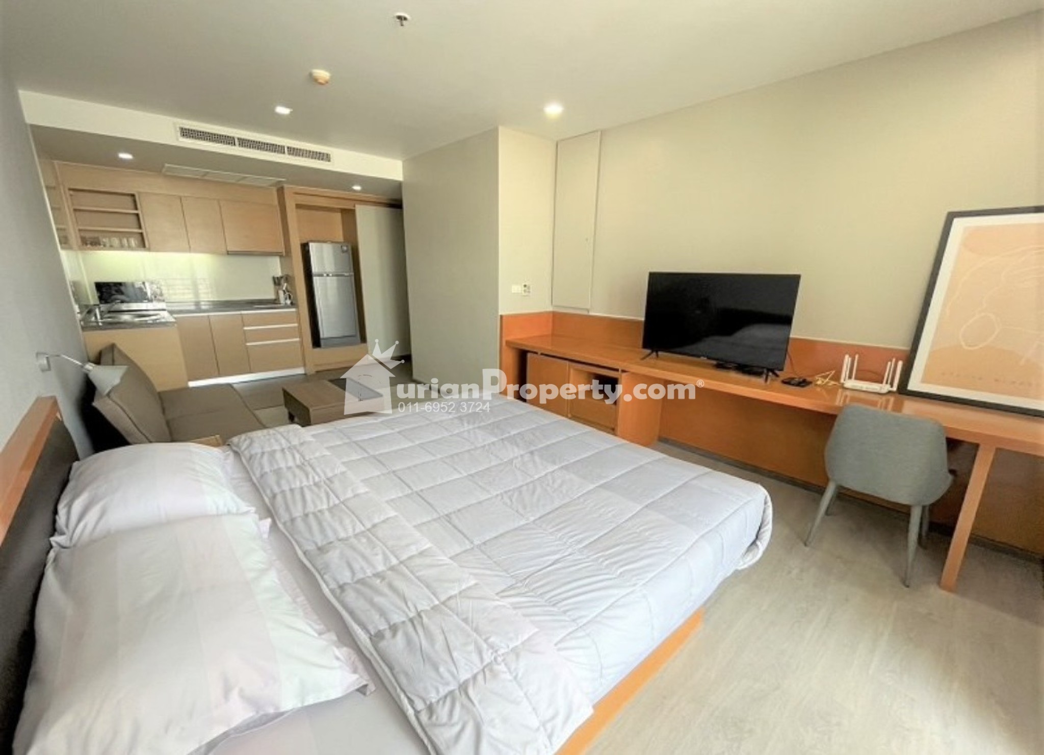 Condo Room for Rent at Le Renaissance