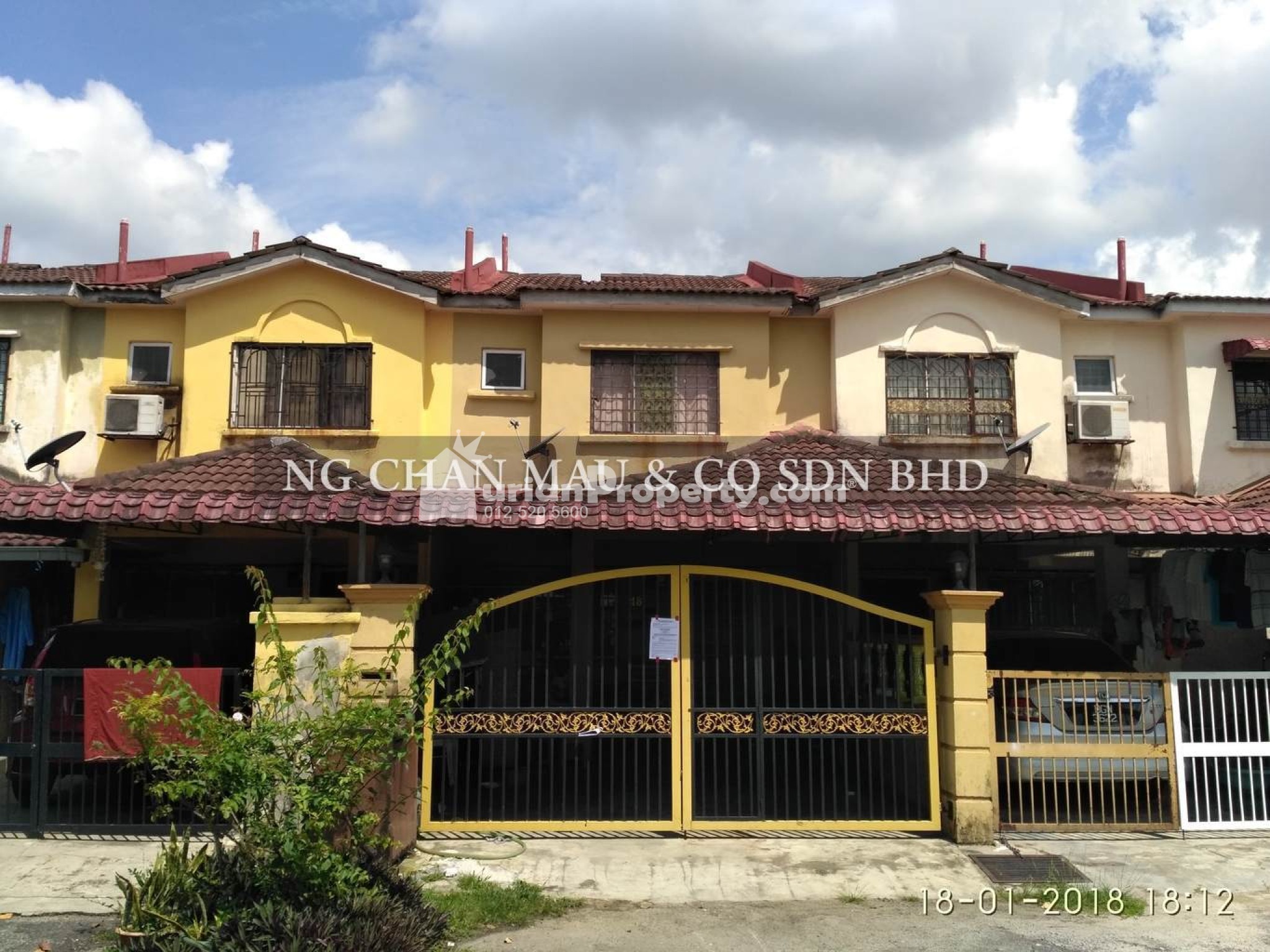 Terrace House For Auction at Green Valley Park (Pinggiran Lembah Hijau)