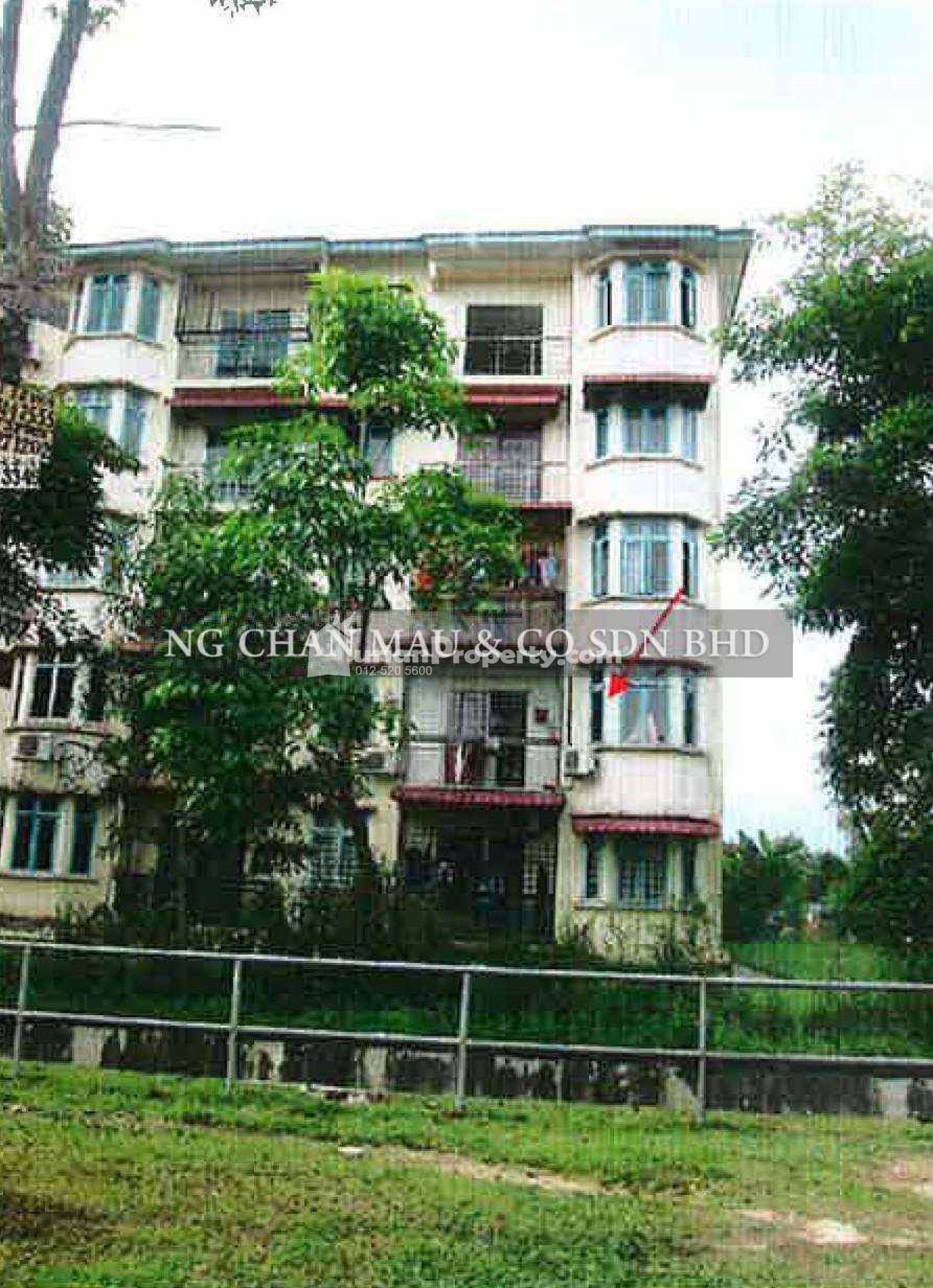 Apartment For Auction at Rosana Villa Apartment