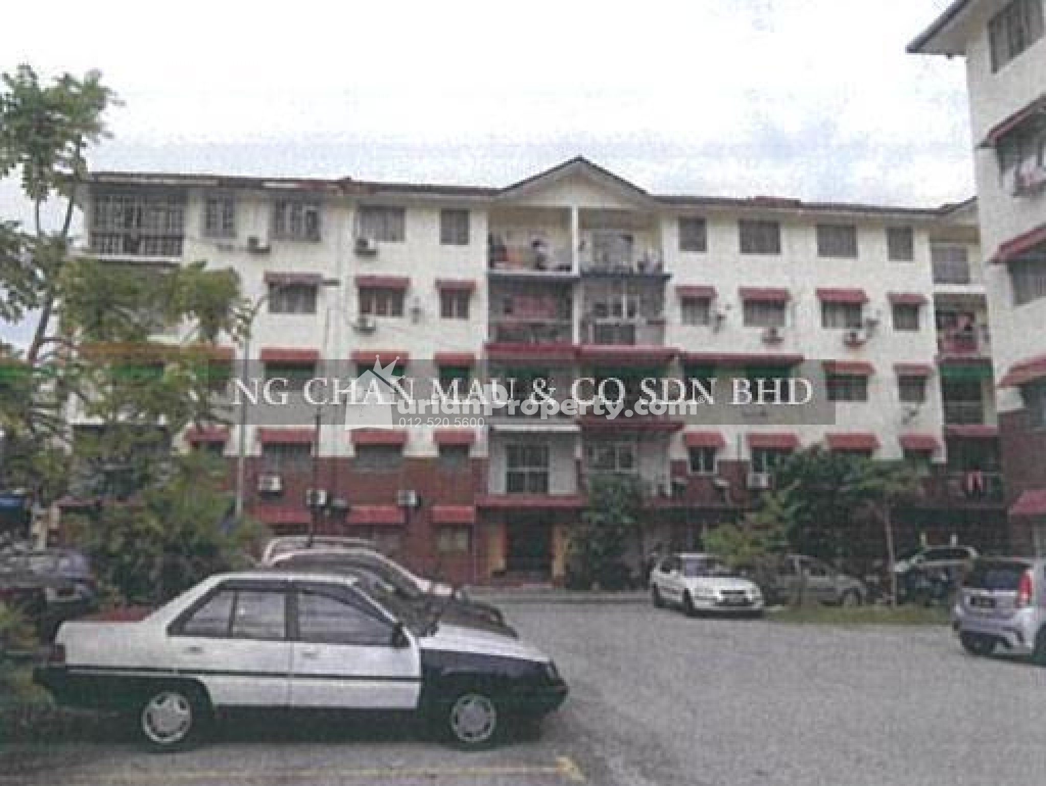 Apartment For Auction at Petaling Utama Flat