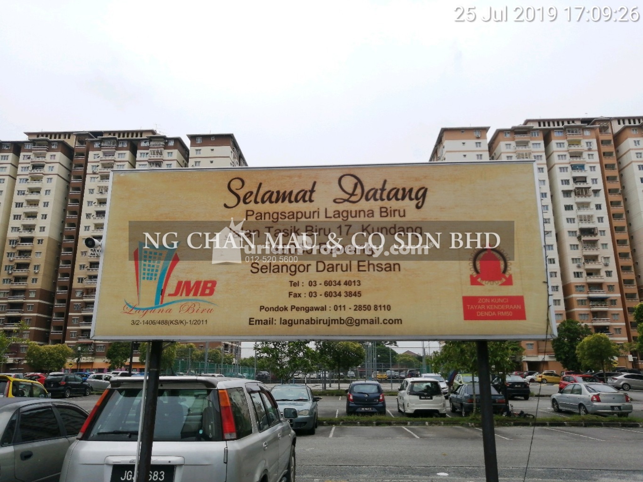 Apartment For Auction at Laguna Biru