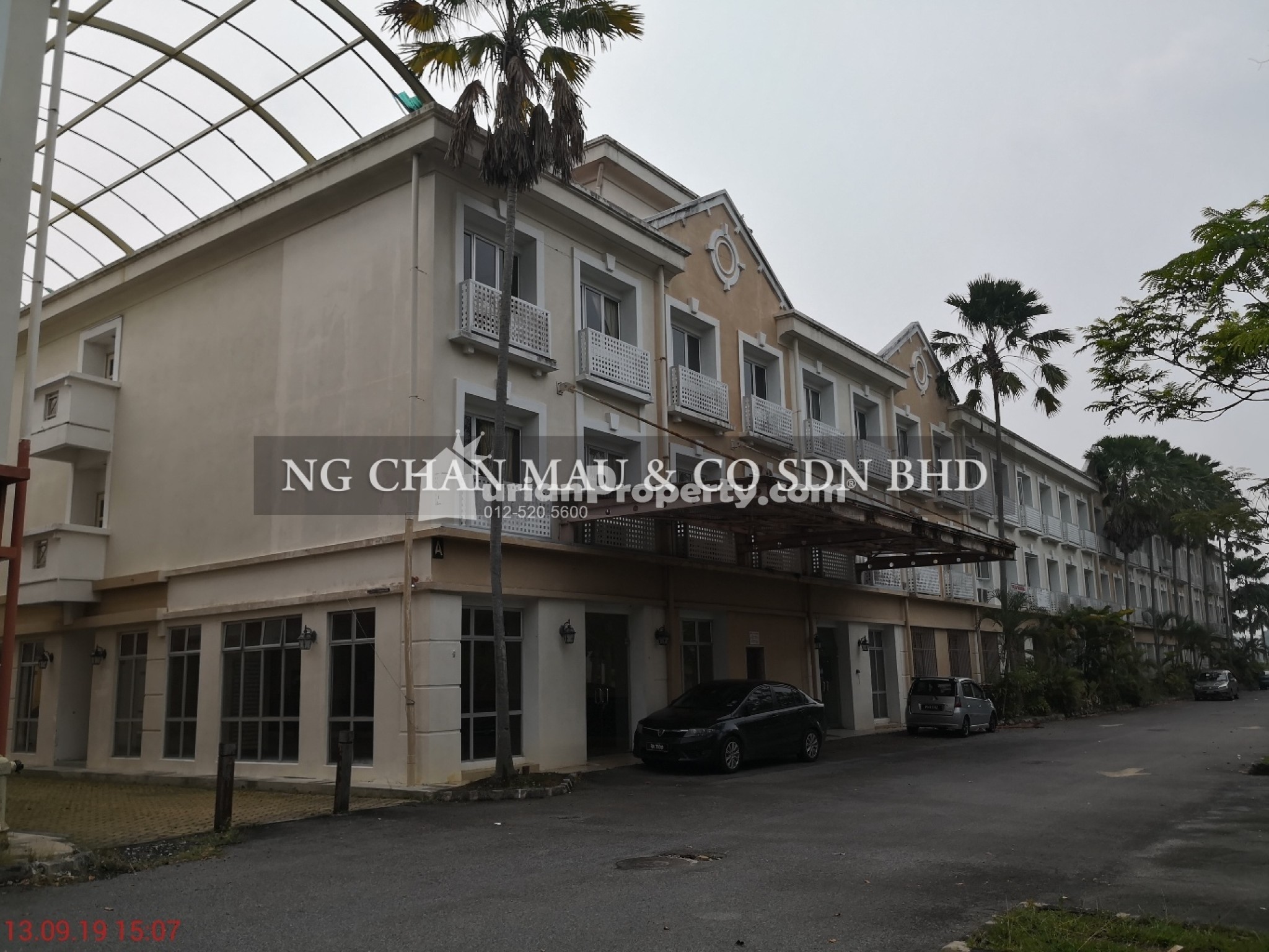 Serviced Residence For Auction at Laketown Apartment (Bukit Merah Resort)