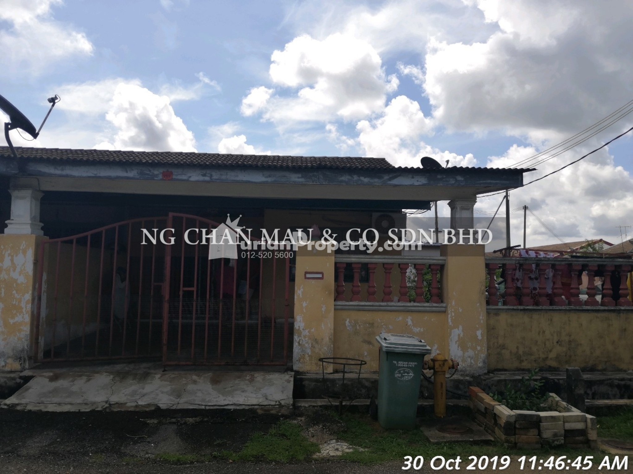 Terrace House For Auction at Kampung Padang