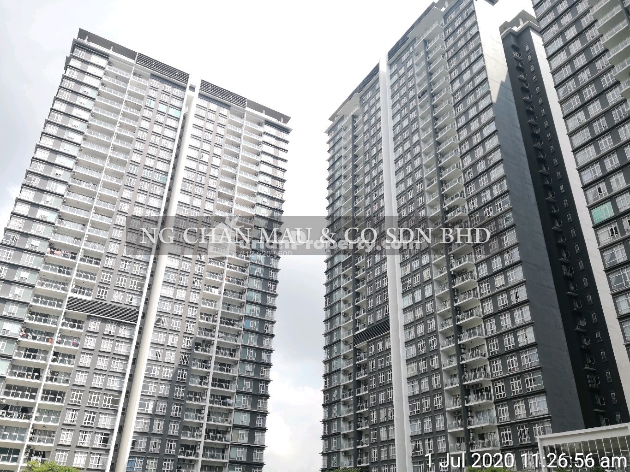 Condo For Auction at Damansara Foresta