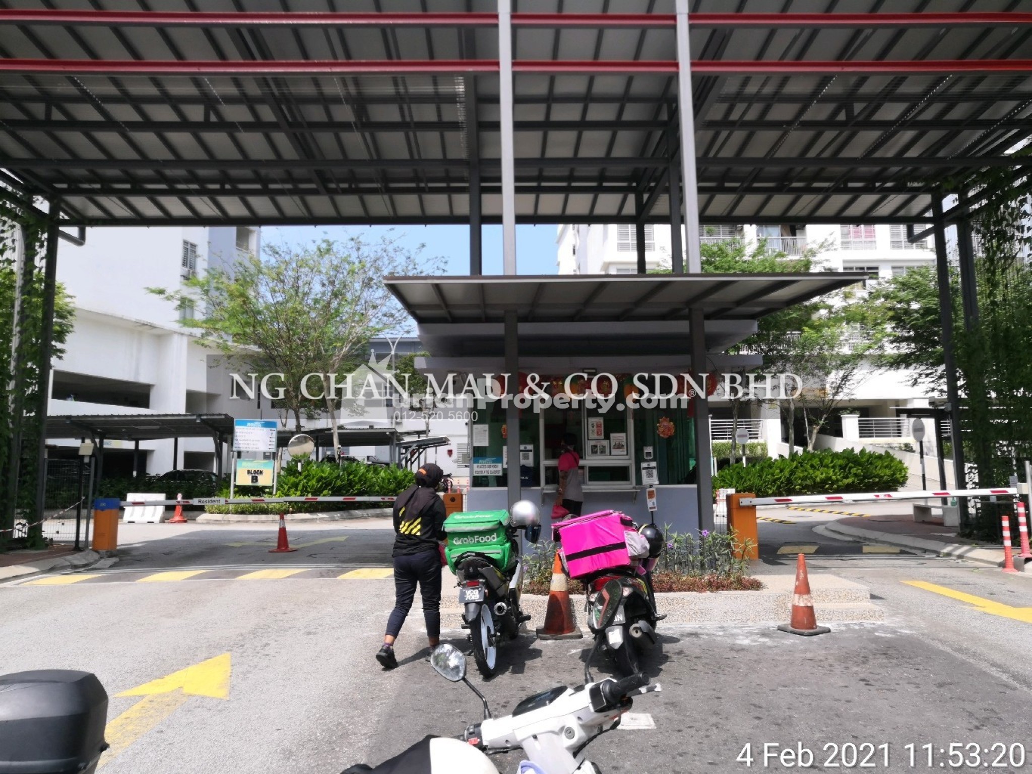 Condo For Auction at Suasana Lumayan