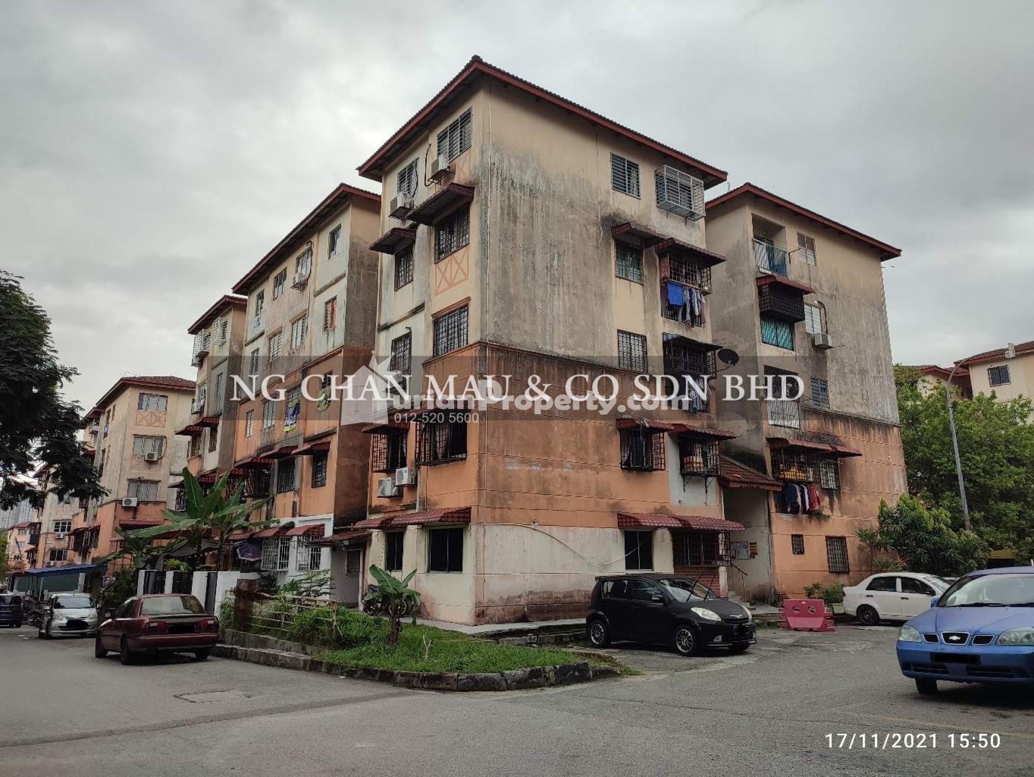 Apartment For Auction at Sri Indah Apartment