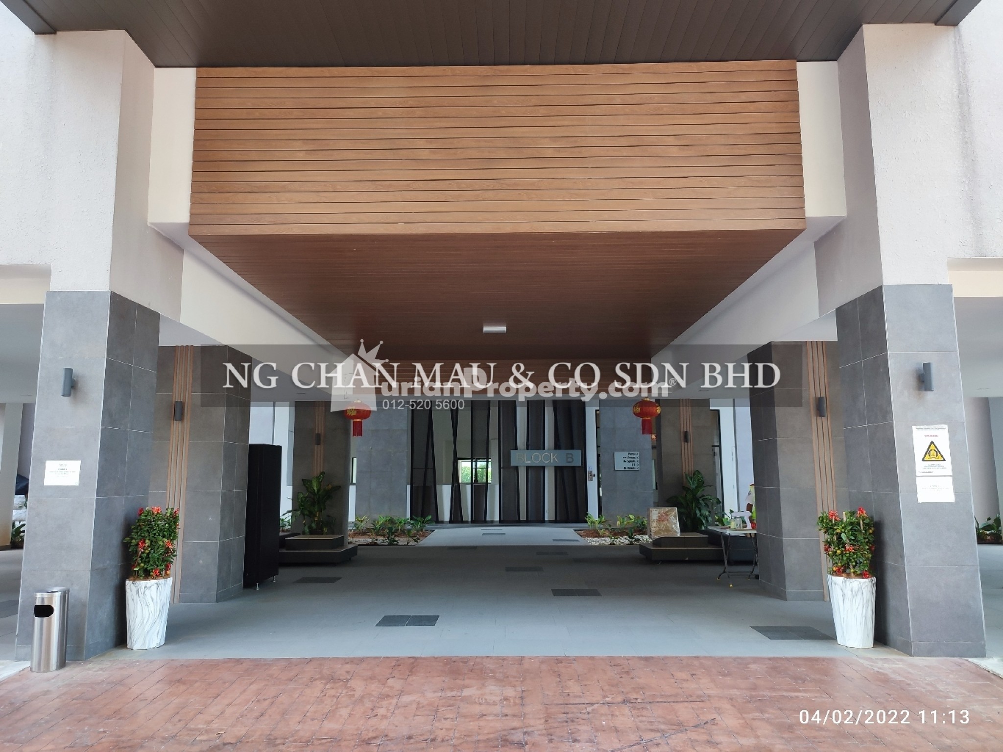 Condo For Auction at Park Villa Condominium