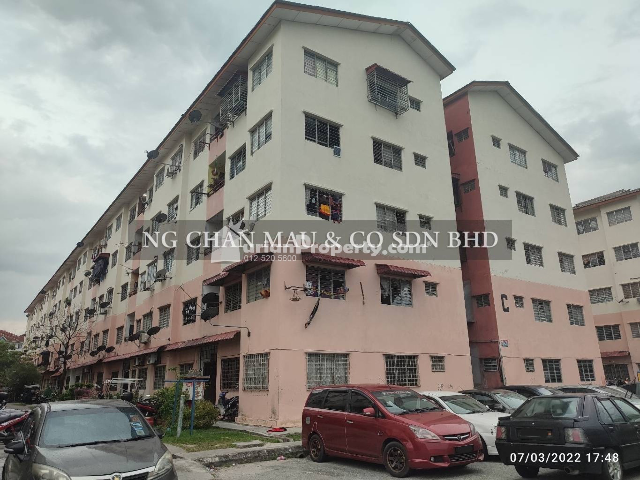 Apartment For Auction at Taman Pendamar Indah 2