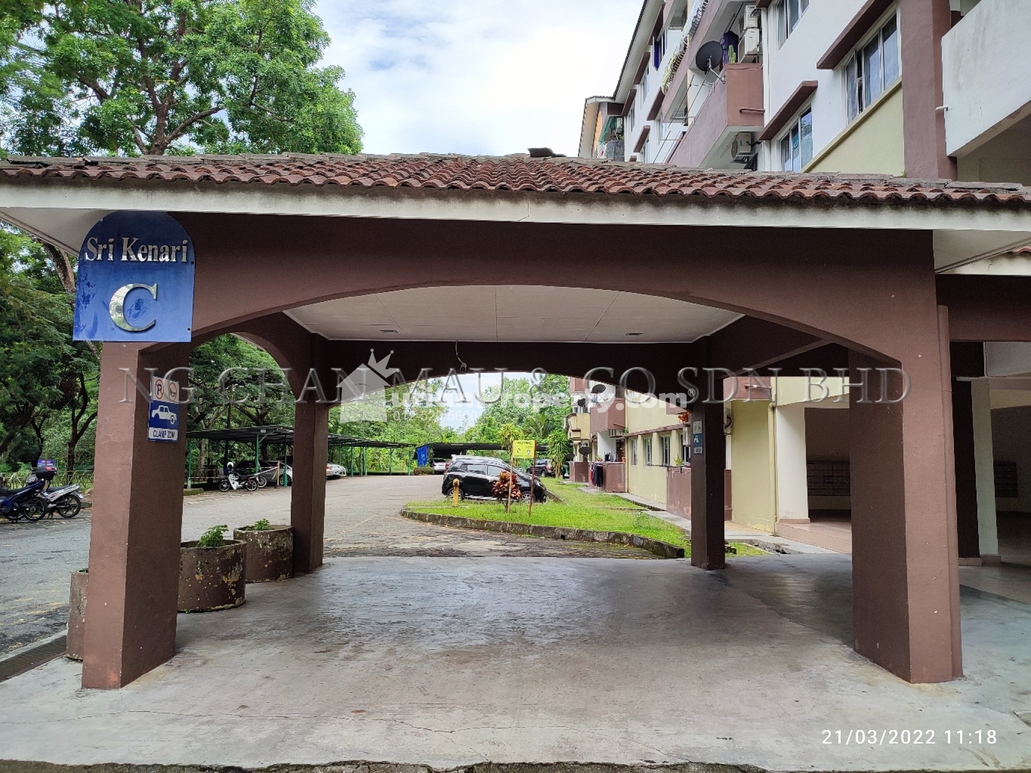 Apartment For Auction at Sri Kenari Apartment (Tampoi Indah)