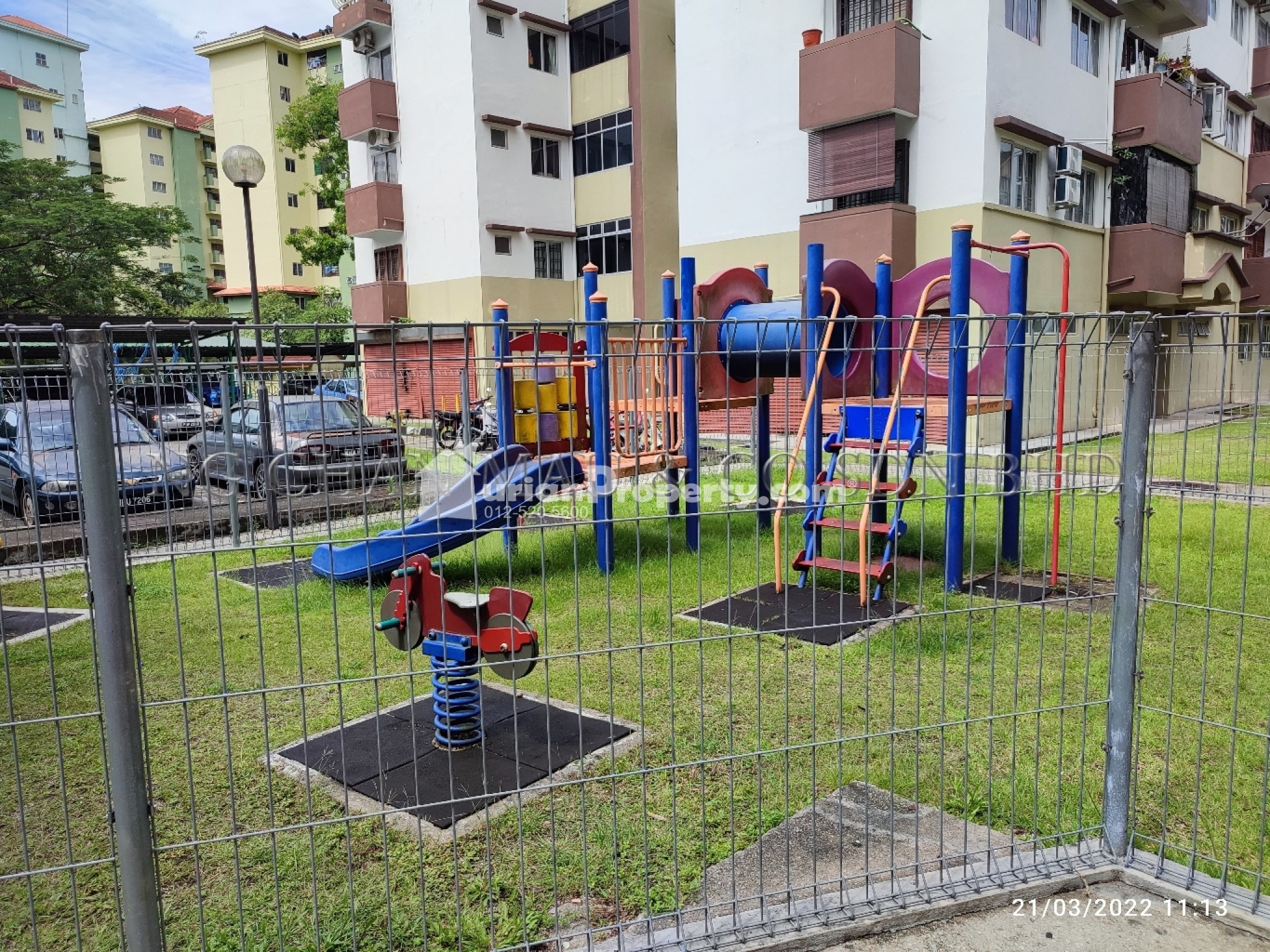 Apartment For Auction at Sri Kenari Apartment (Tampoi Indah)